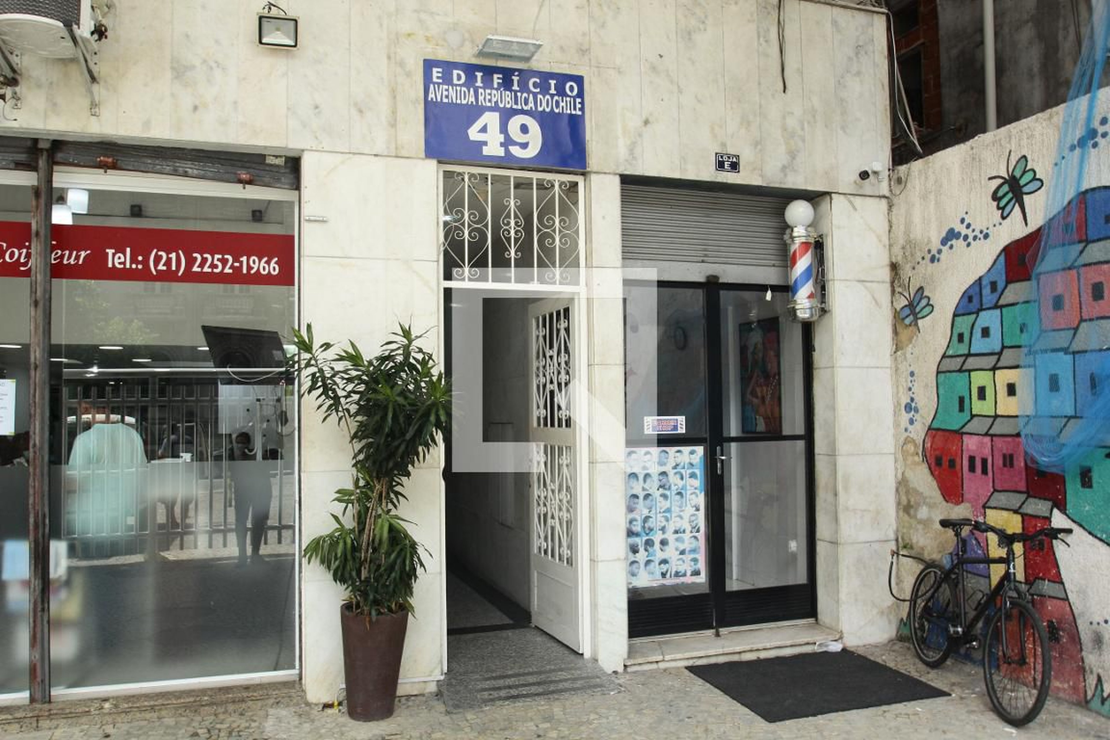 Entrada do Prédio - Edifício Av. Republica do Chile
