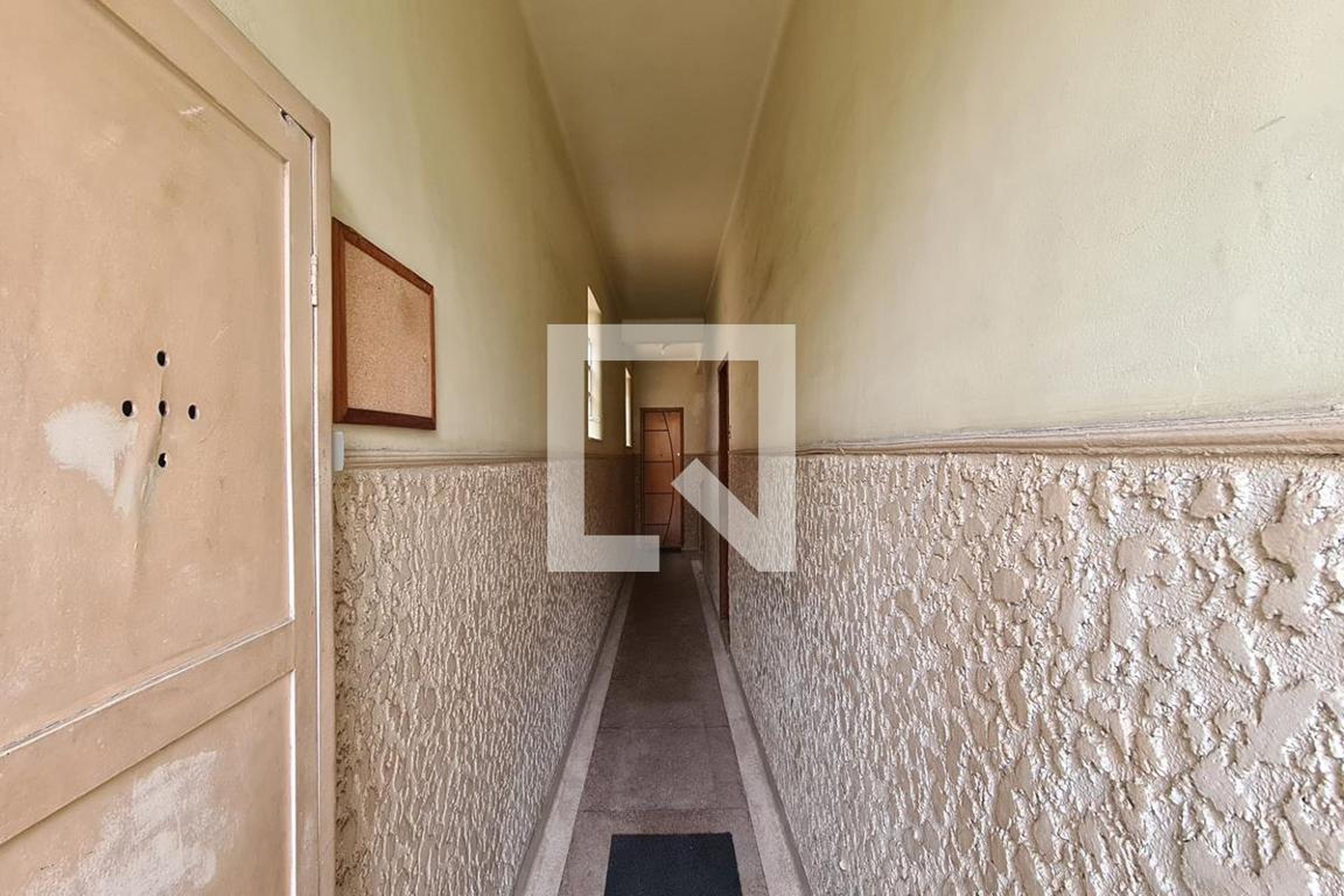 Hall social Condomínio em Rua Bernardo Guimarães, 63