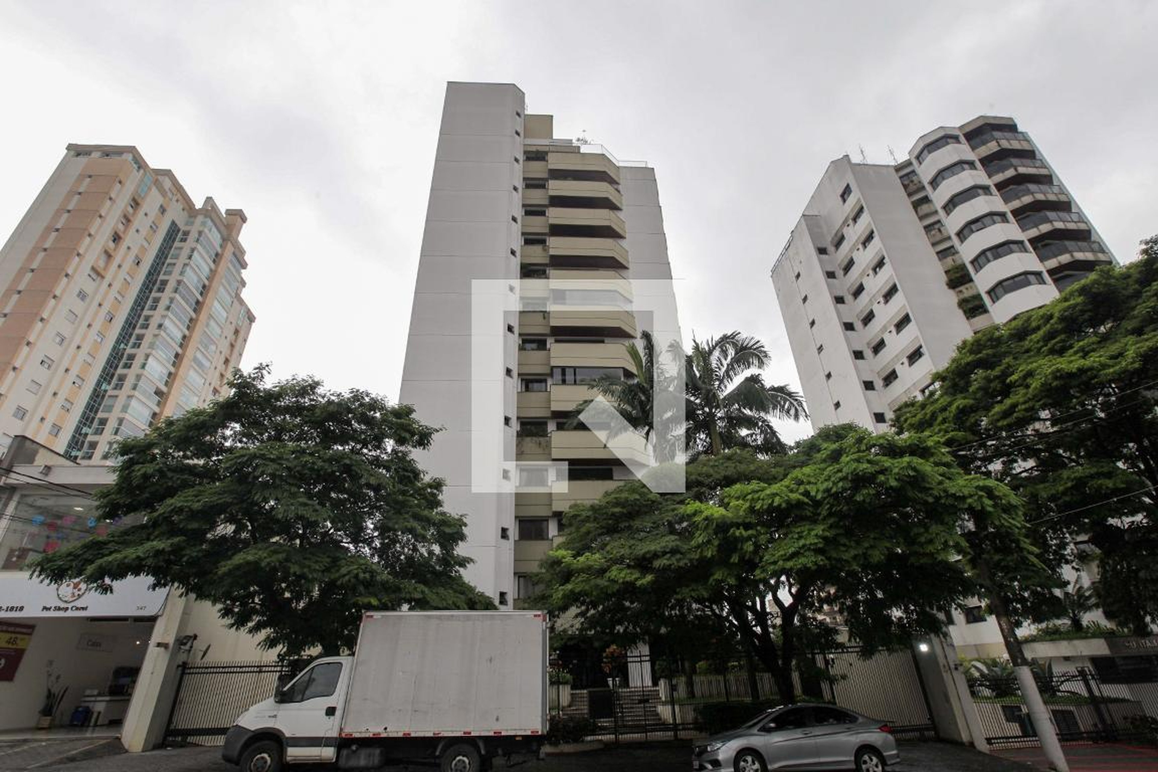 Fachada do Prédio Condomínio Bahamas