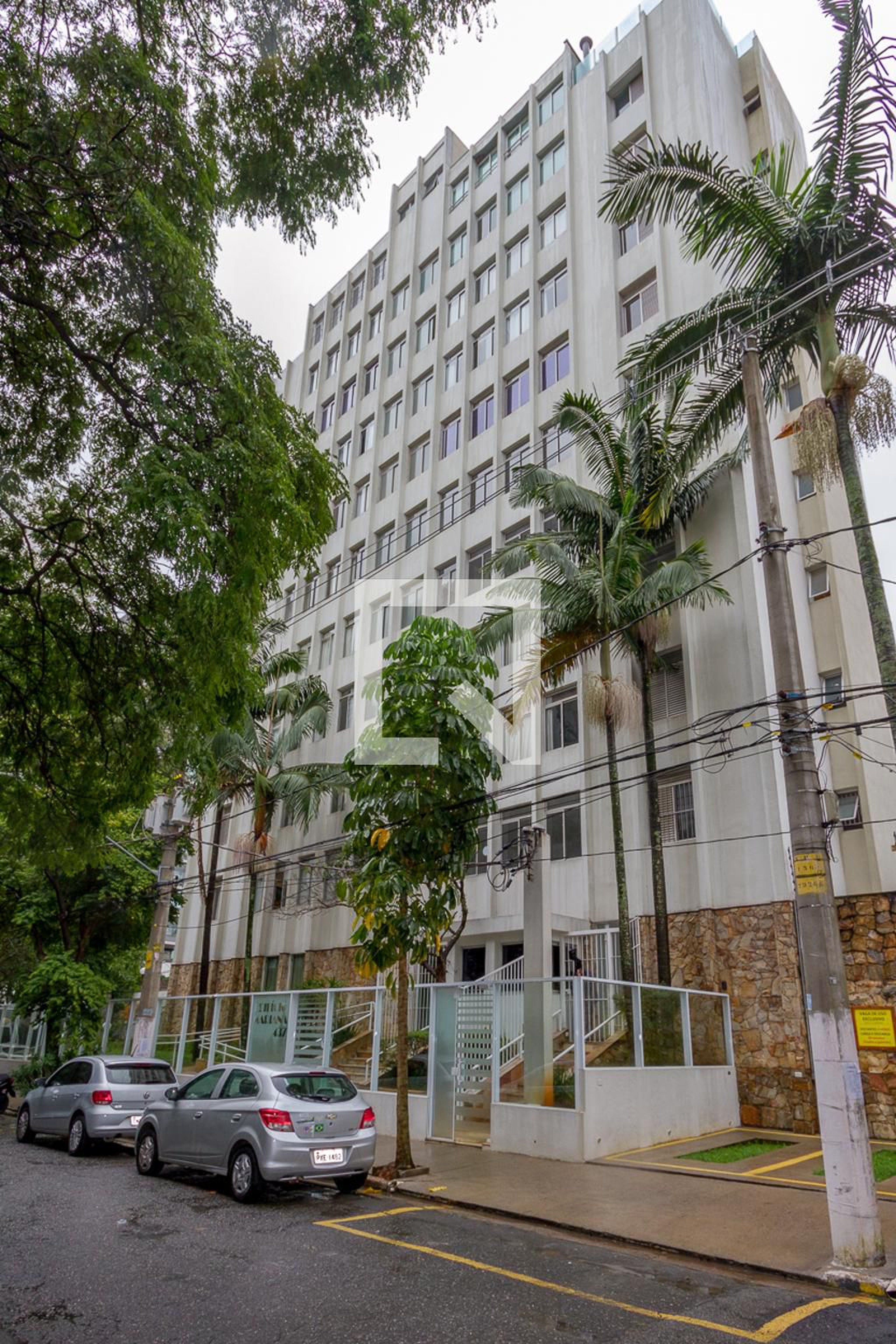 Fachada Condomínio em Rua Constantino de Sousa, 770