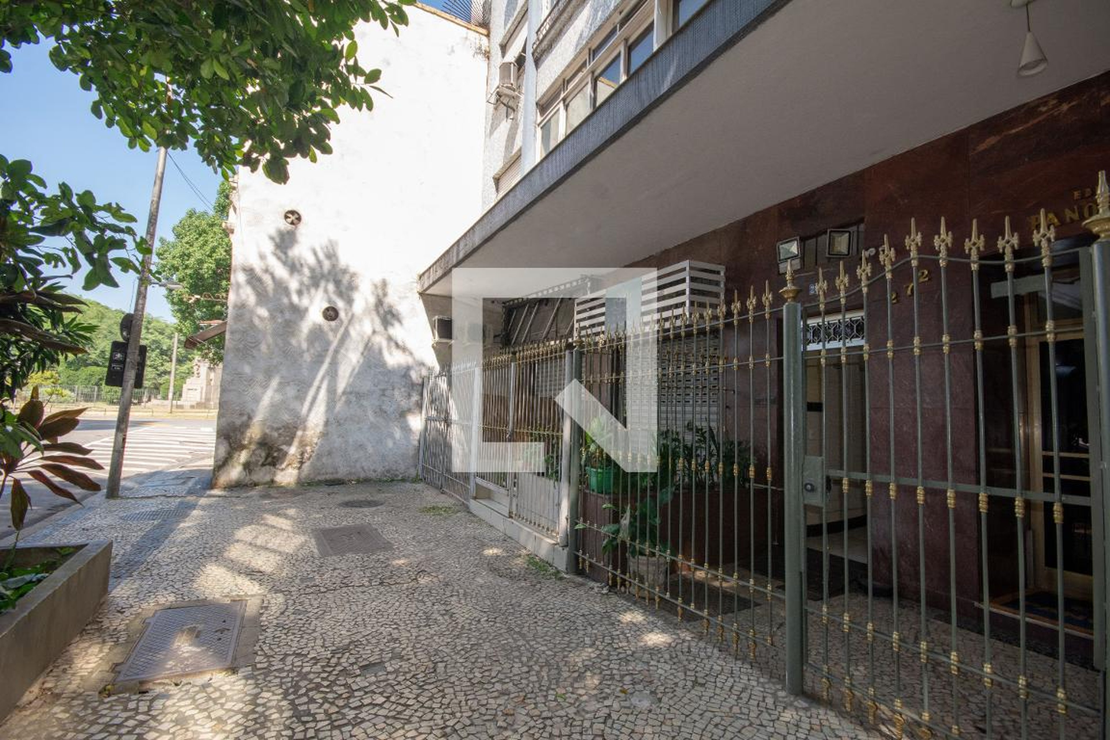 Fachada Condomínio em Rua Senador Vergueiro, 272