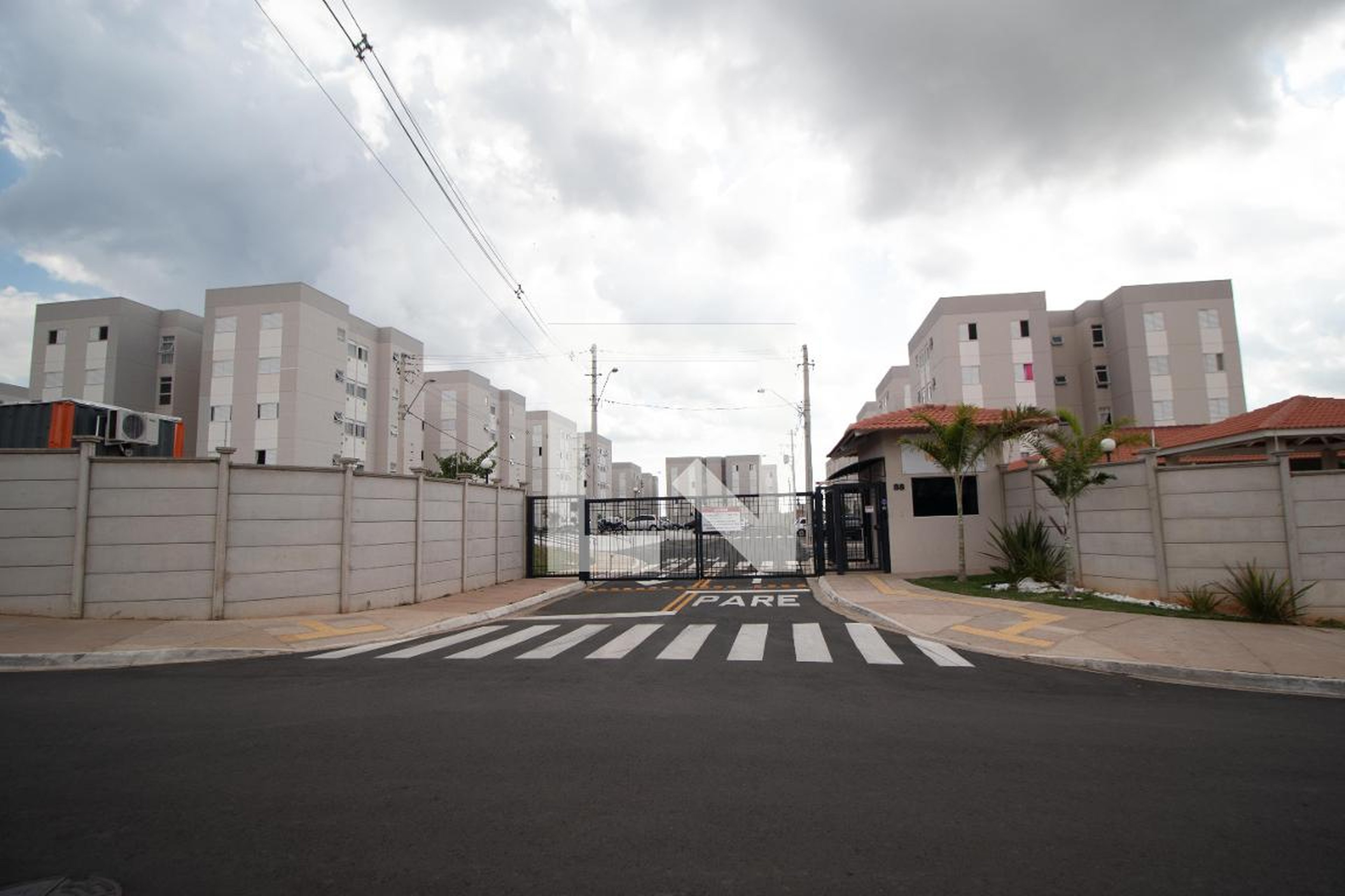 Fachada Condomínio em Rua Oito, 88