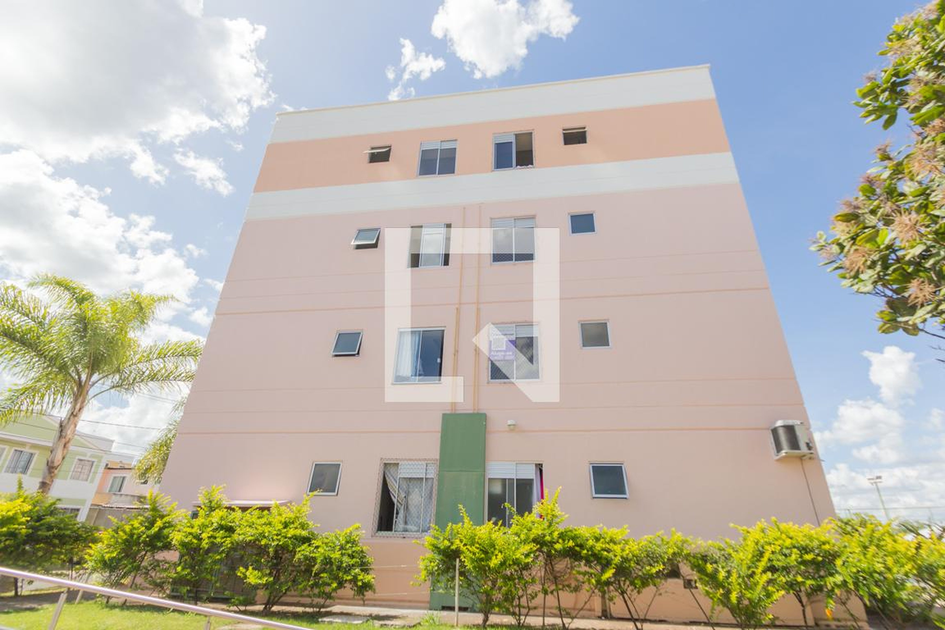 Fachada Condomínio em Avenida Mangueiral, 2