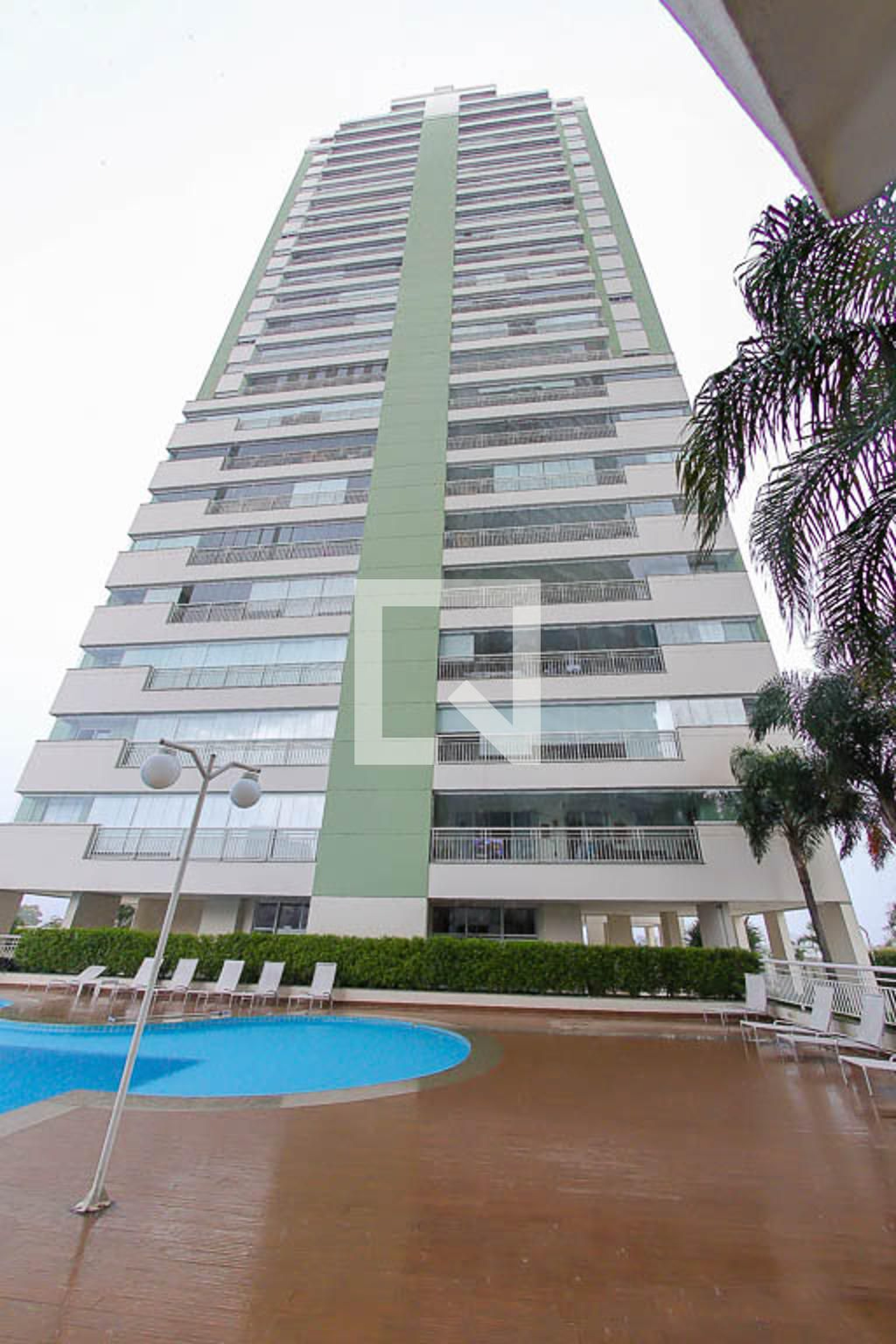 Fachada Condomínio Via Jardins do Bosque