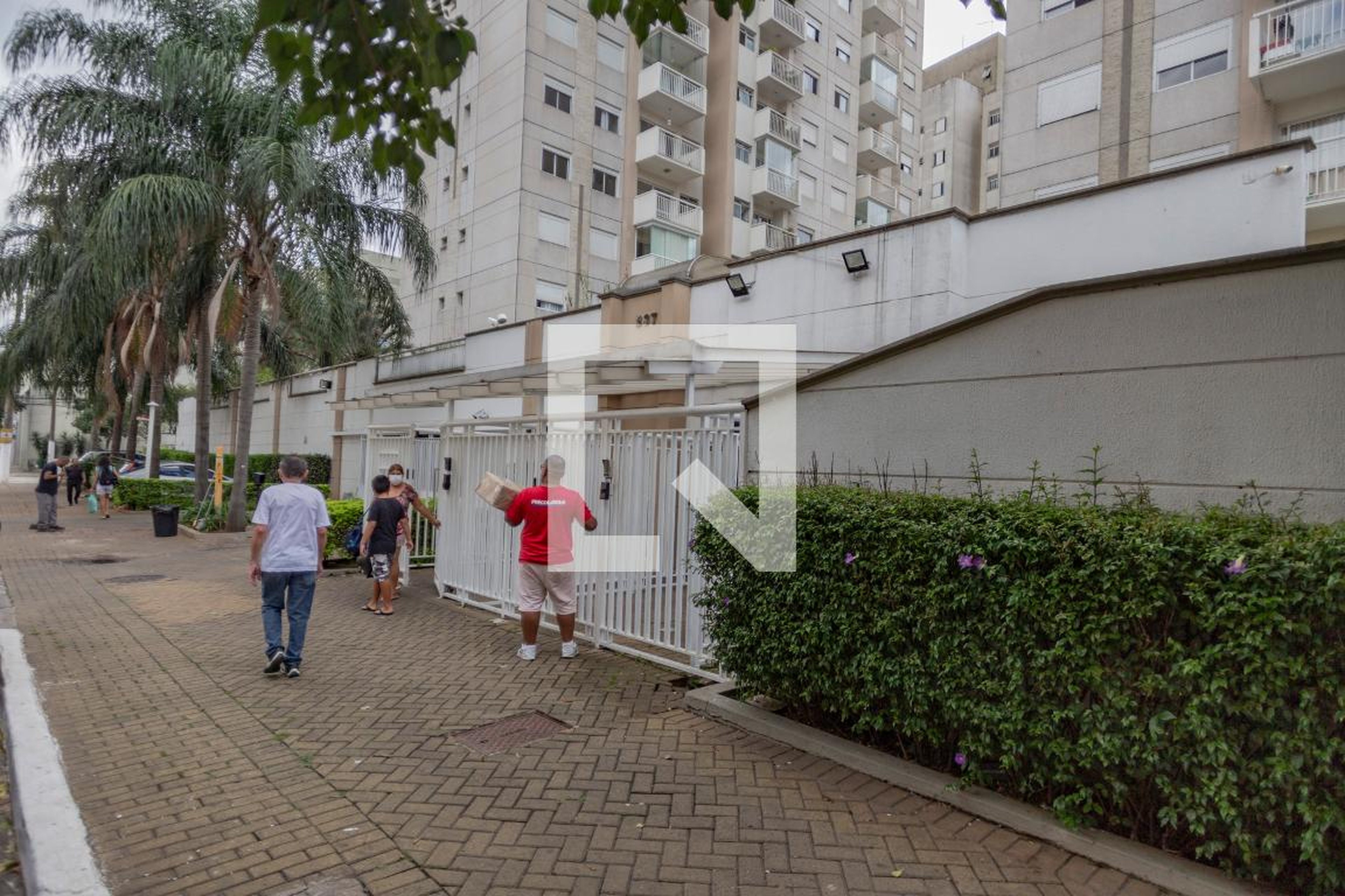 Fachada do Condomínio Condomínio Mundo Apto