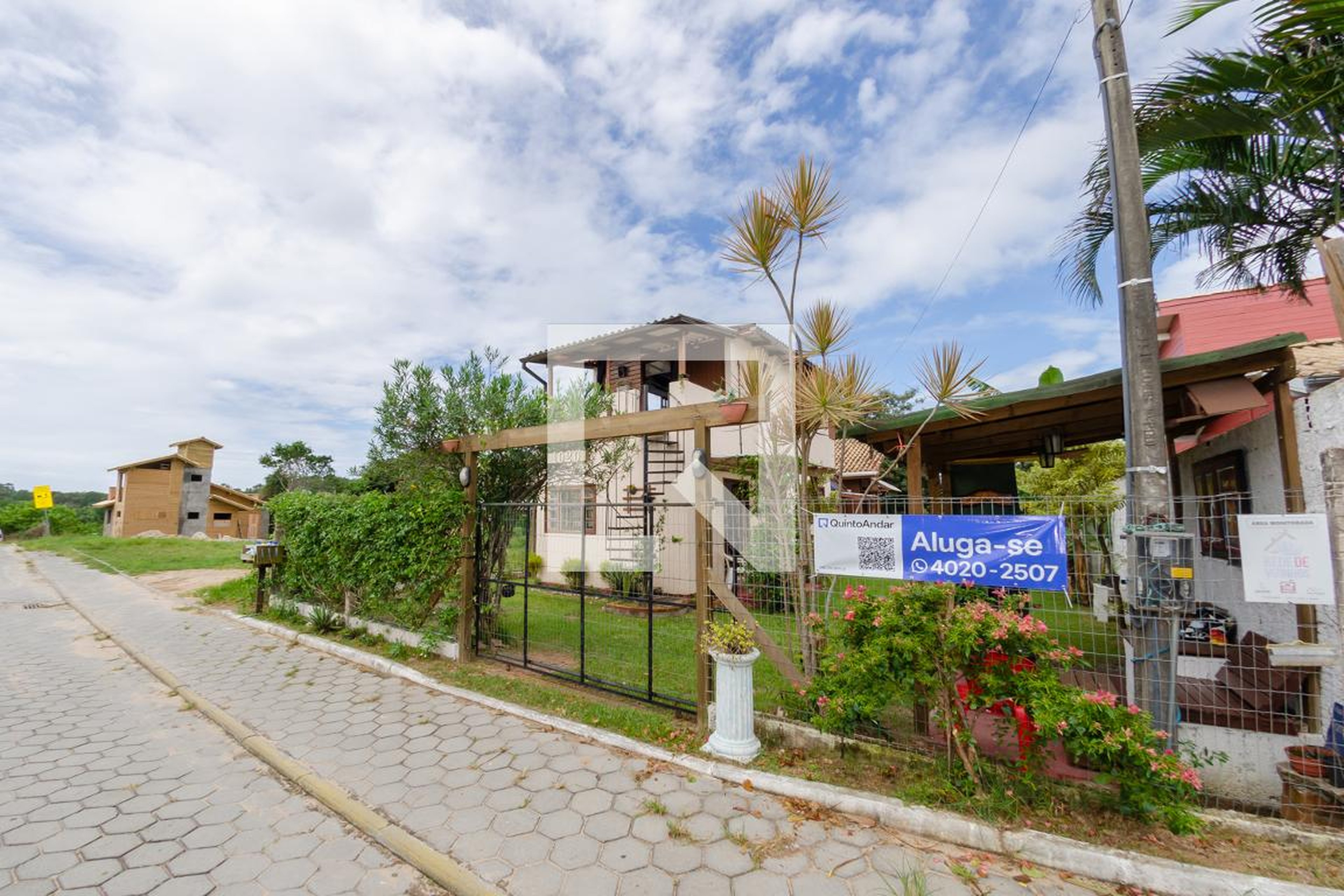 Fachada Condomínio em Servidão Altíno Manoel Claudino, 1020