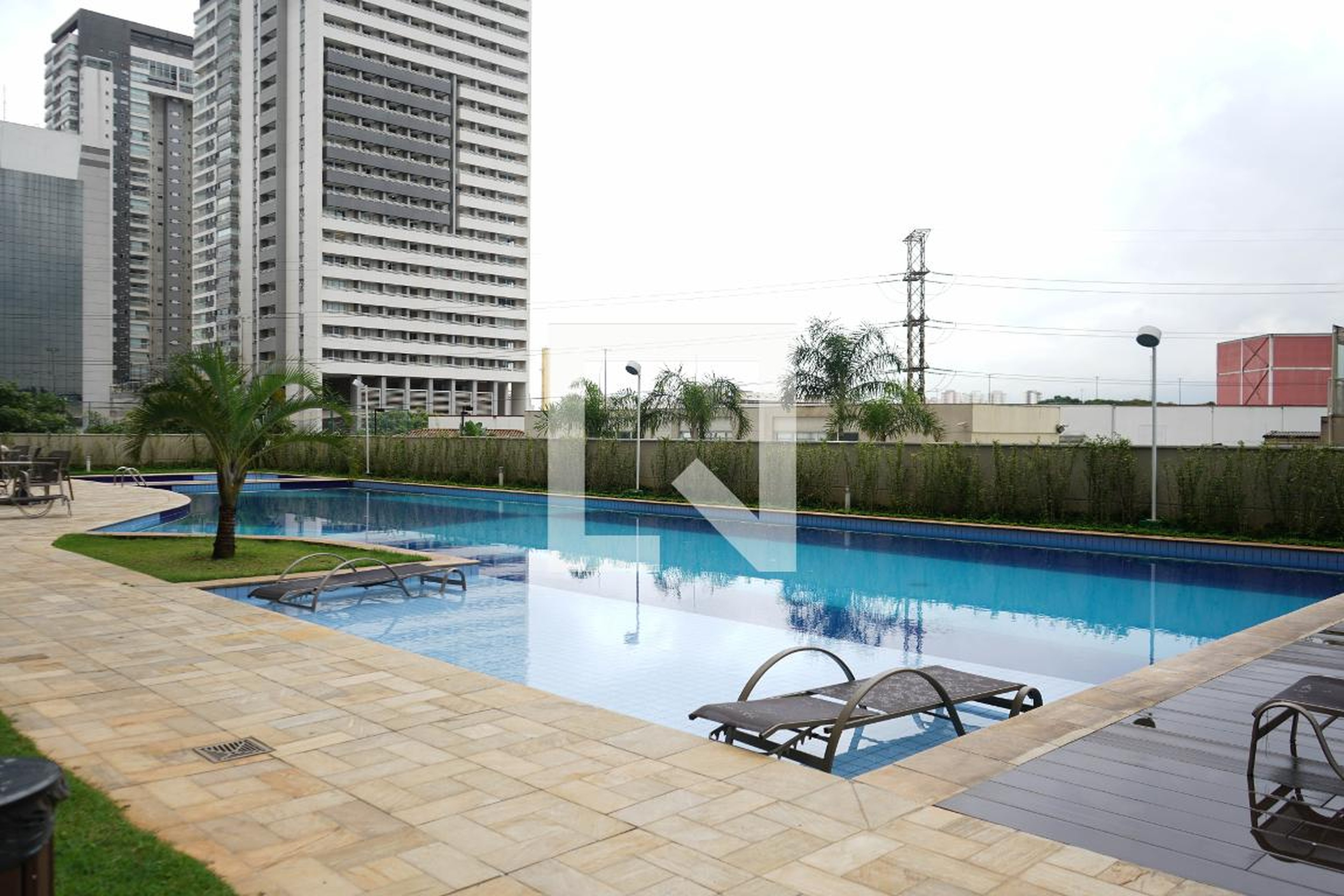 Piscina - Residencial Meridian