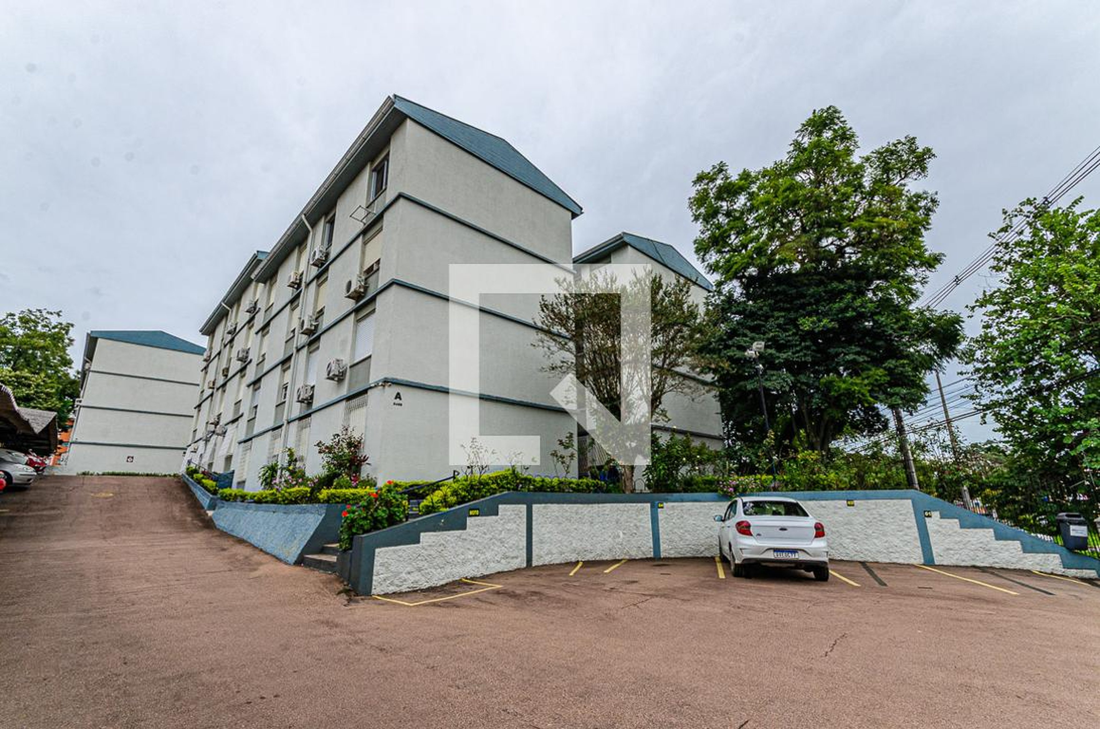 Fachada do Condomínio Condomínio em Avenida Teresópolis, 3490