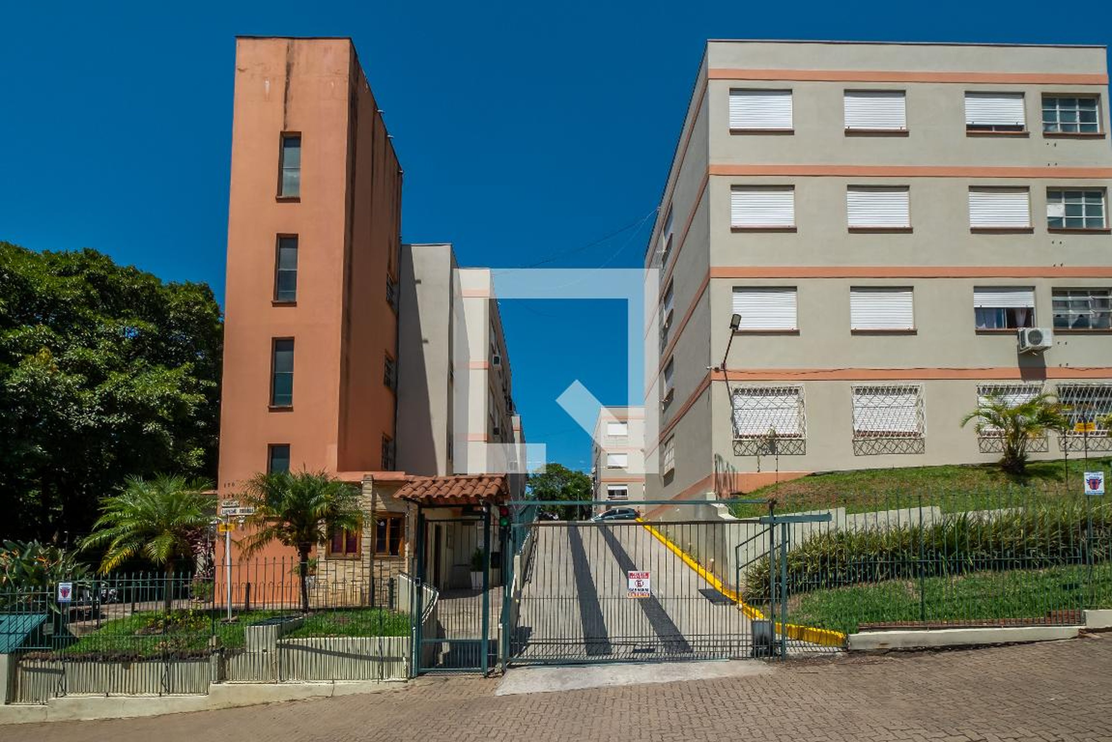 Fachada Condomínio Lupicínio Rodrigues