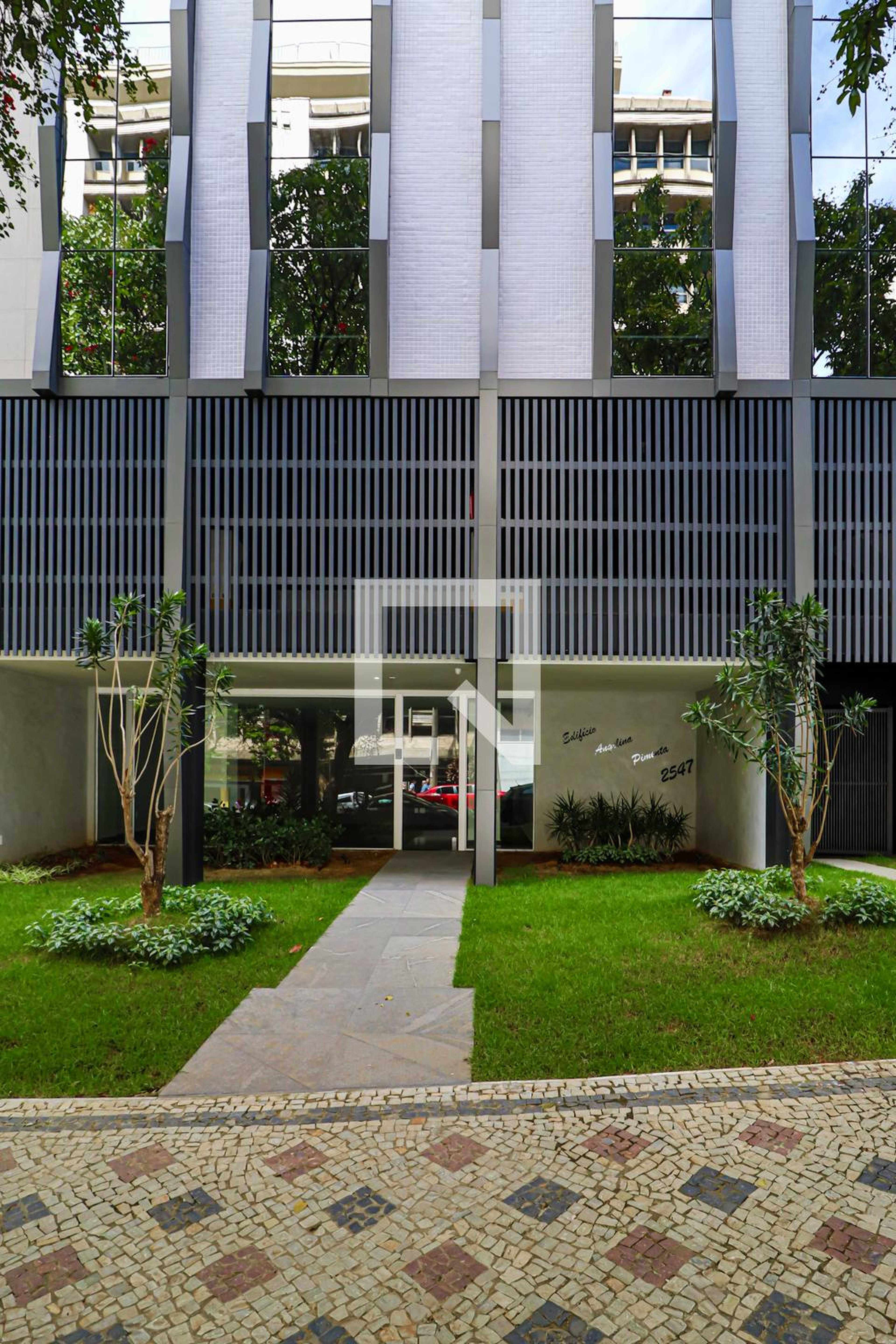 Fachada Edifício Angelina Pimenta