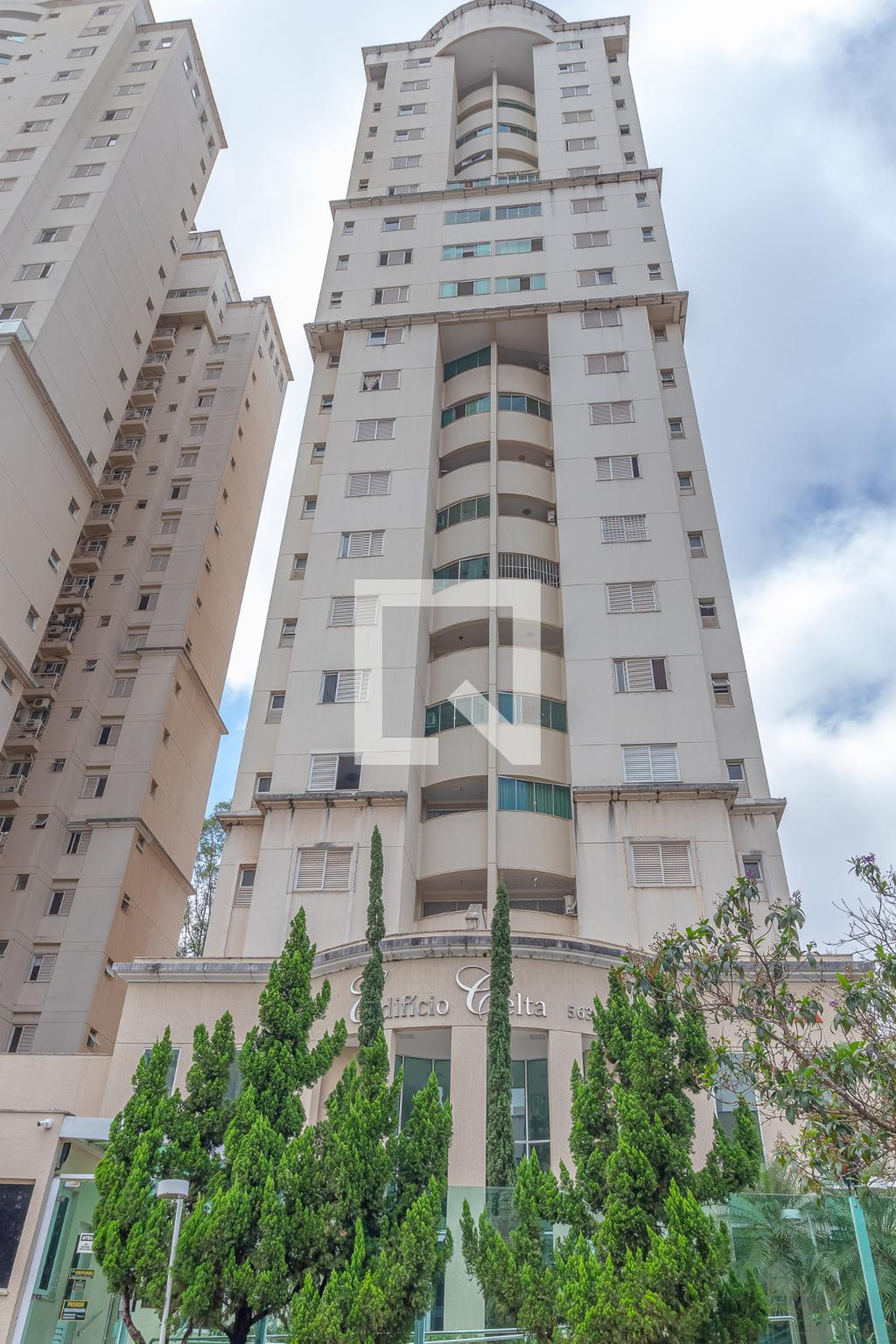 Fachada do Condomínio Residencial Triadeedifício Celta