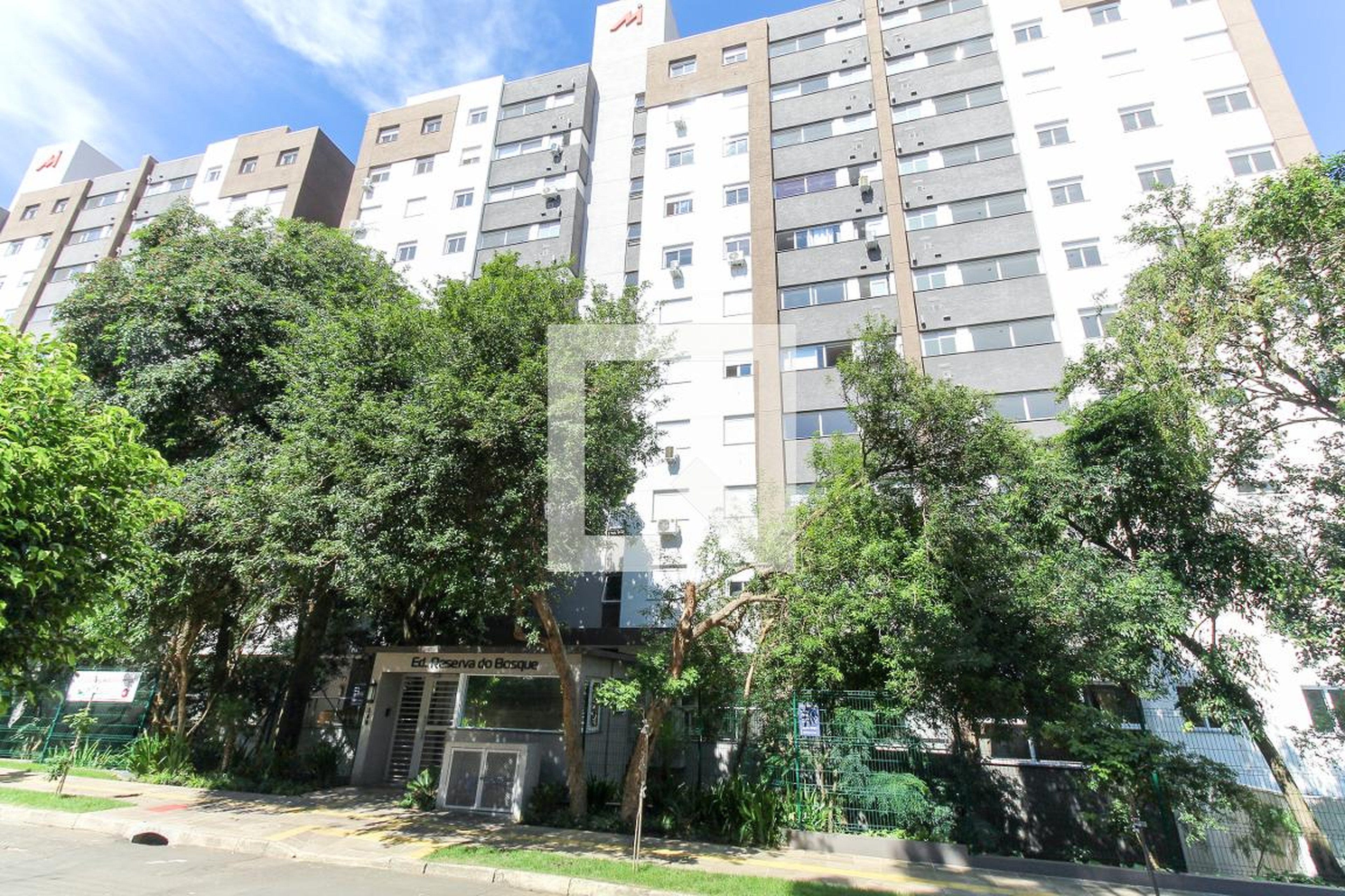 Fachada Condomínio em Rua Martim Afonso, 175