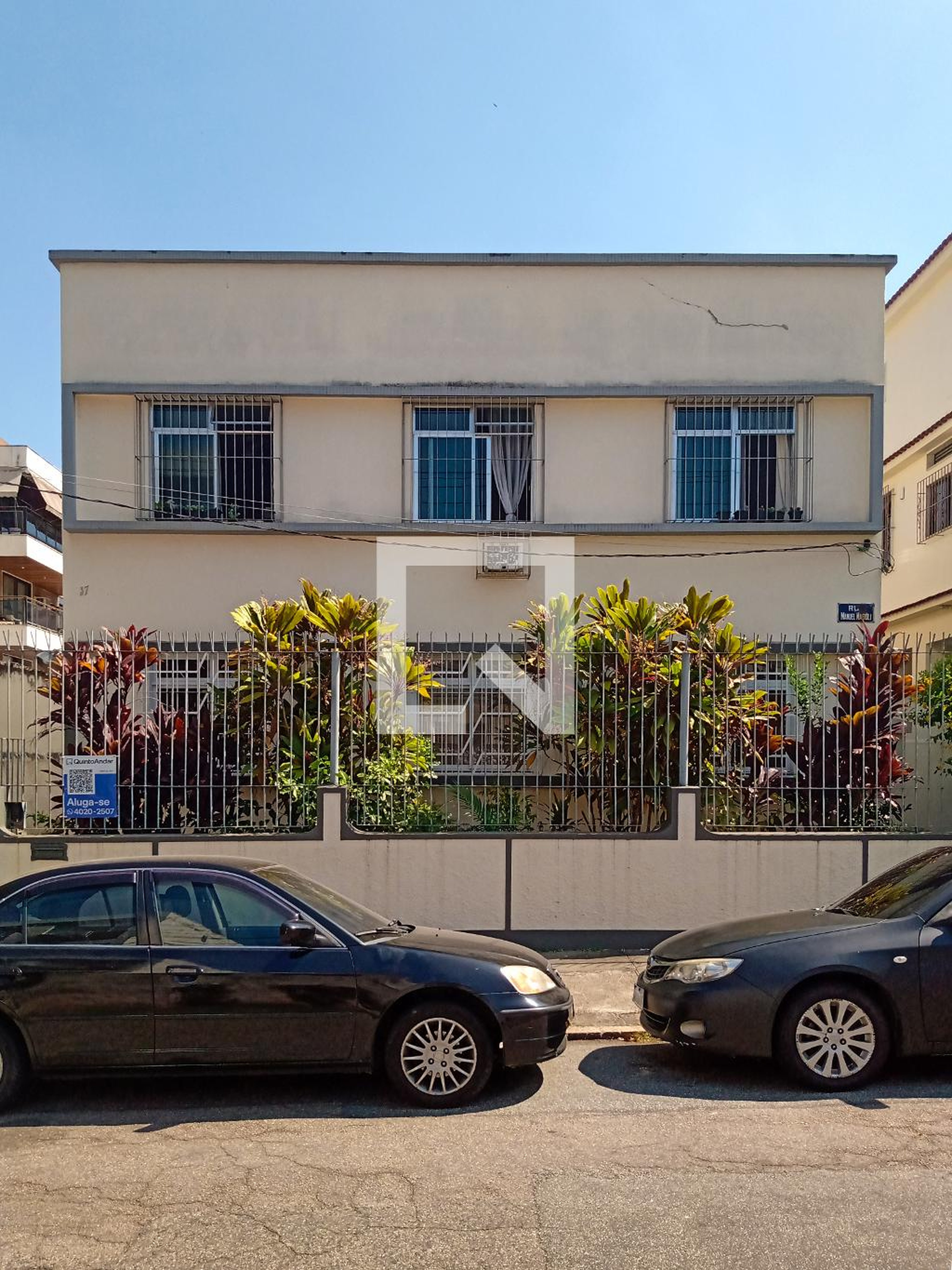 Fachada do Prédio Condomínio em Rua Manuel Magioli, 37