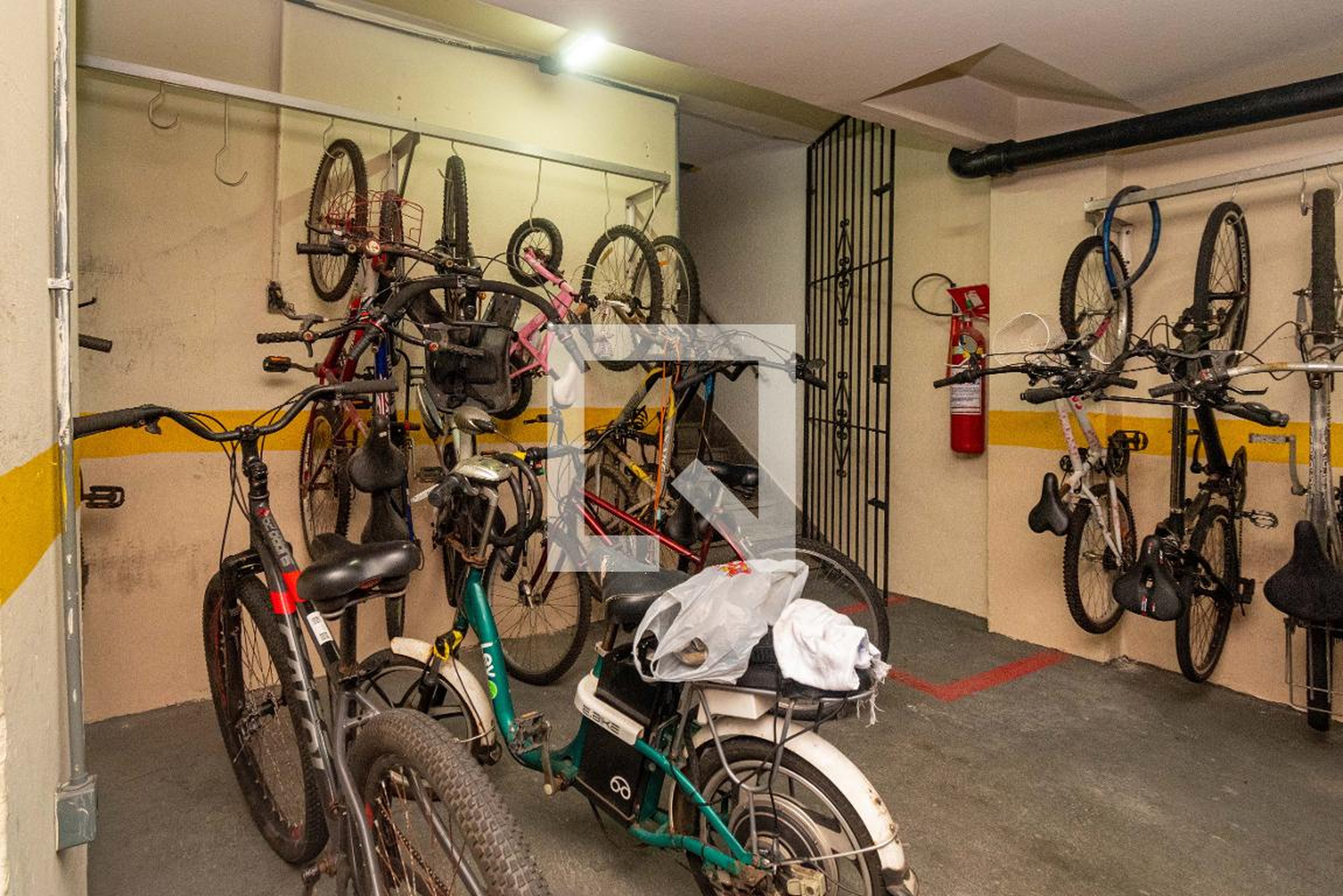 Bicicletario - Edificio Ceci