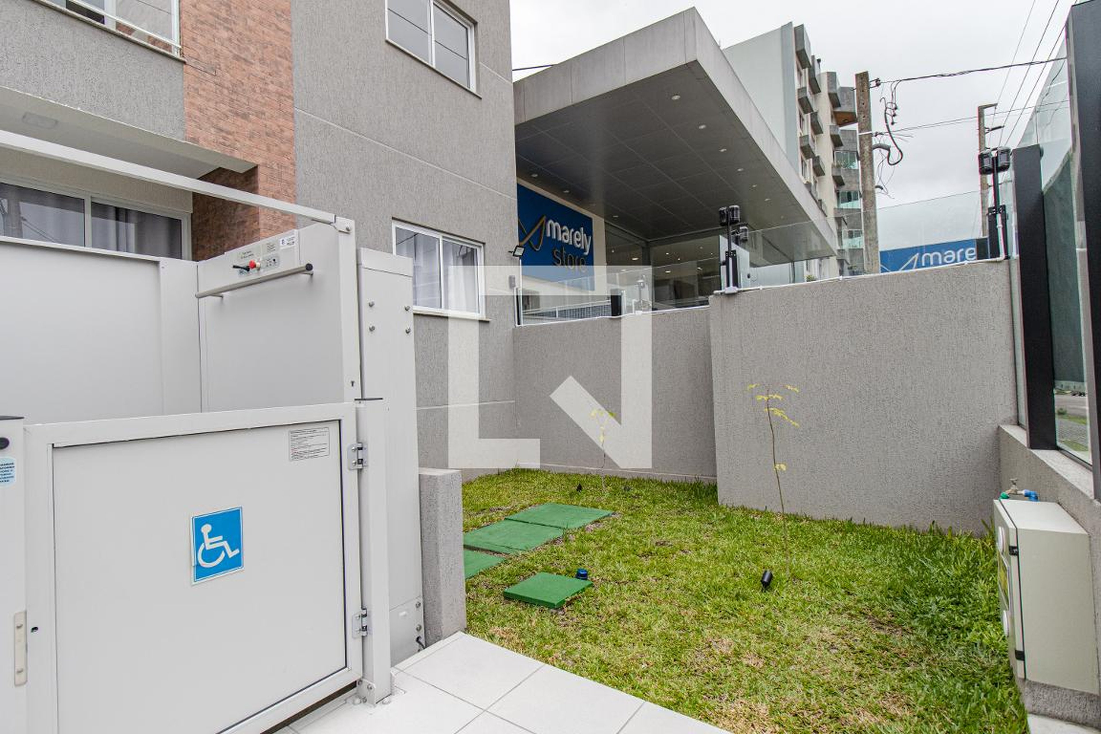 Área Externa - Edifício Montese