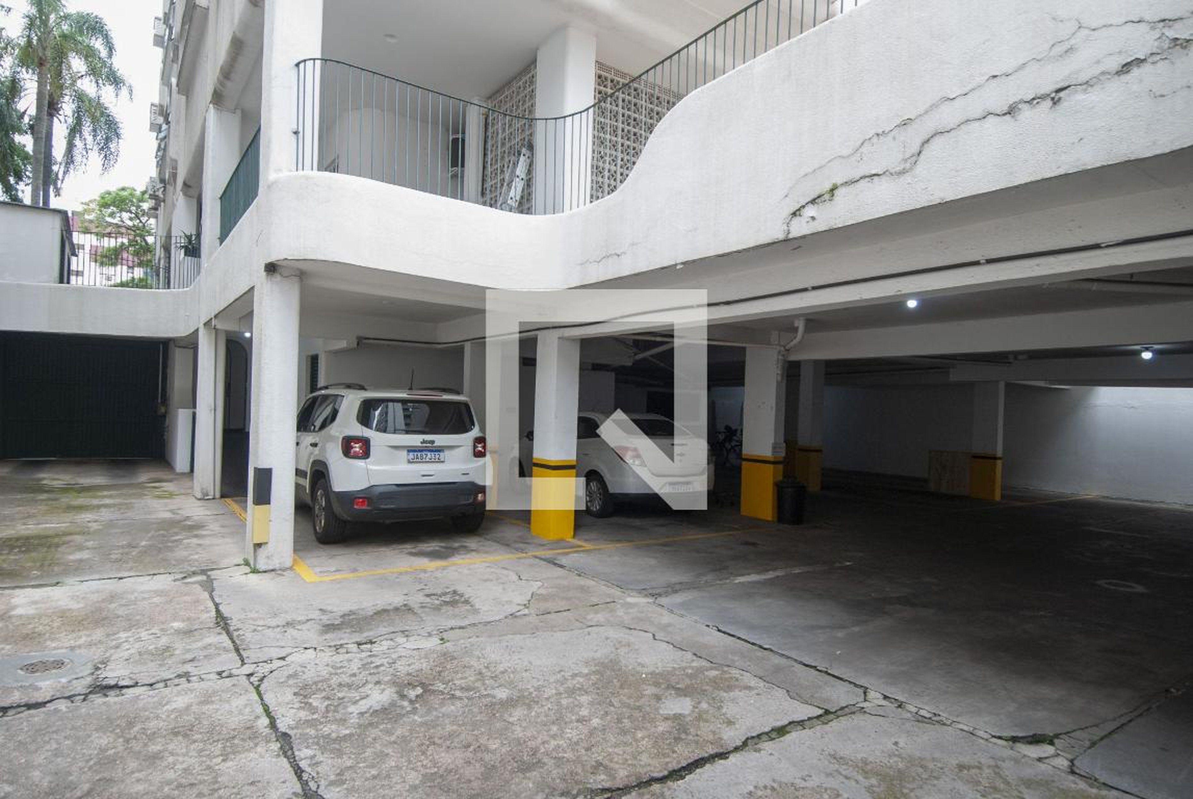 Estacionamento - Edifício Colina das Mansões