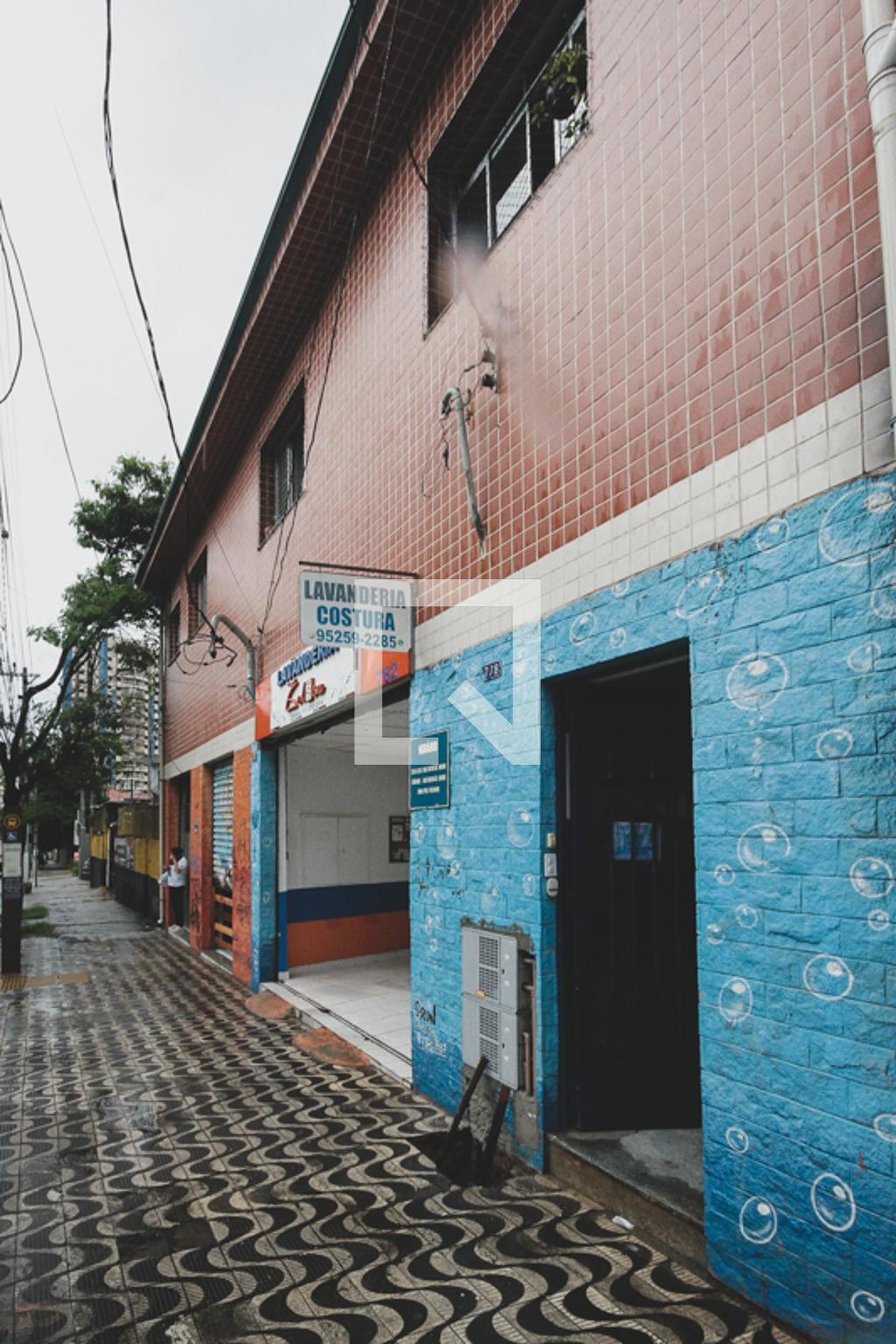 Fachada Condomínio em Avenida Vila Ema, 778