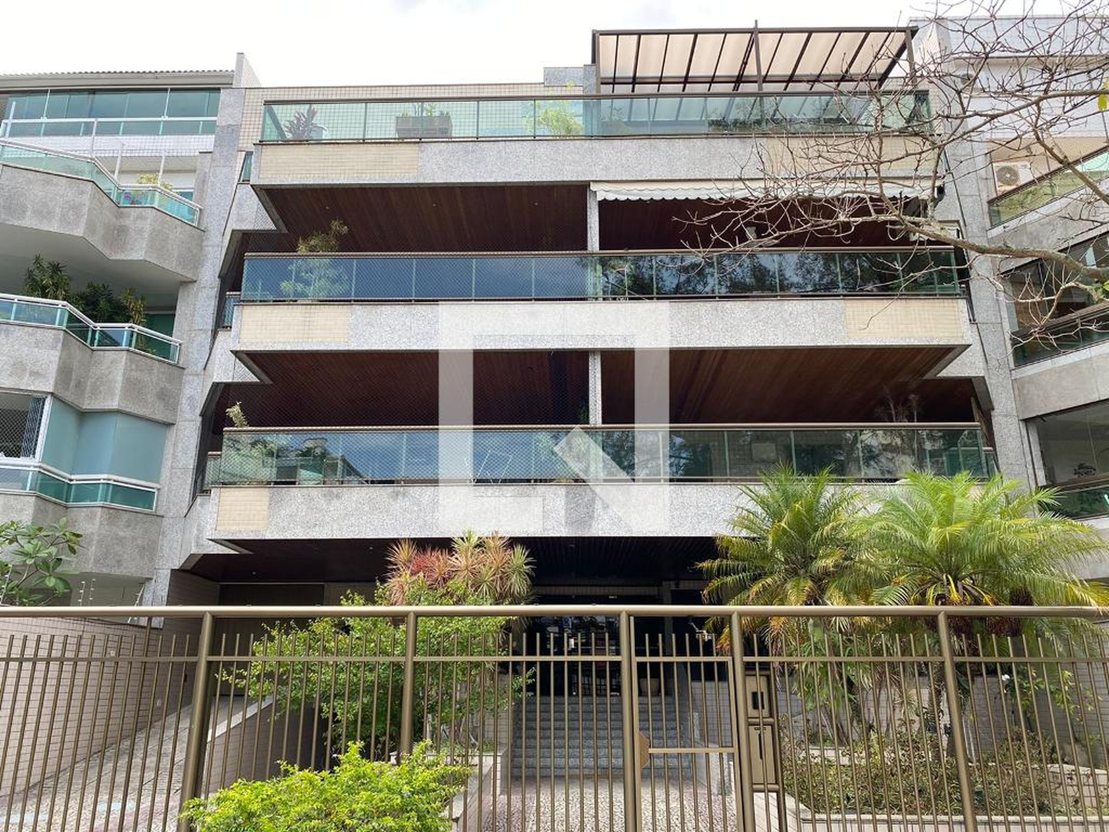 Fachada Condomínio em Avenida Genaro de Carvalho, 864