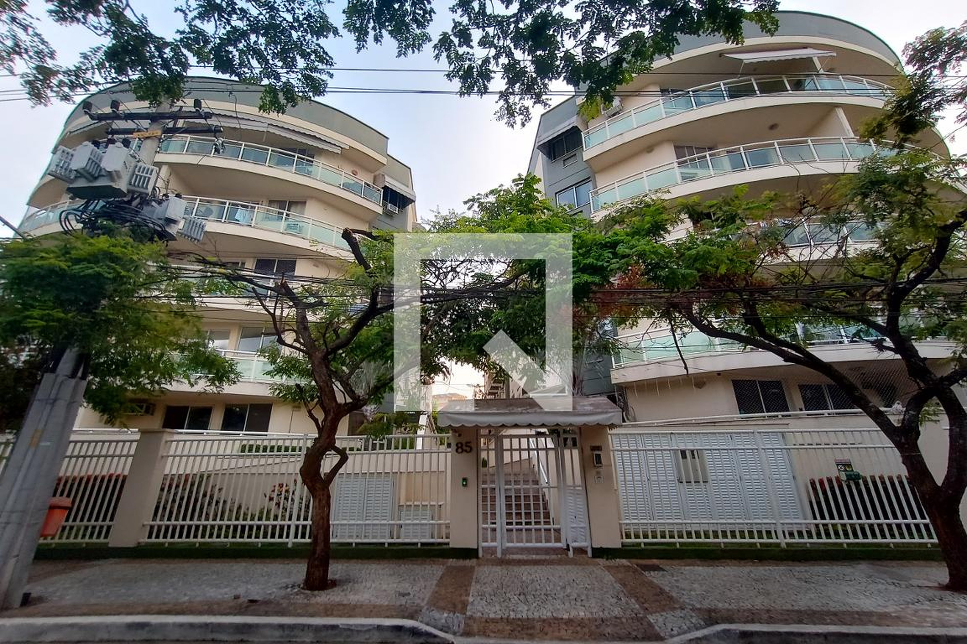 Fachada do Condomínio Condomínio Monte Carlo