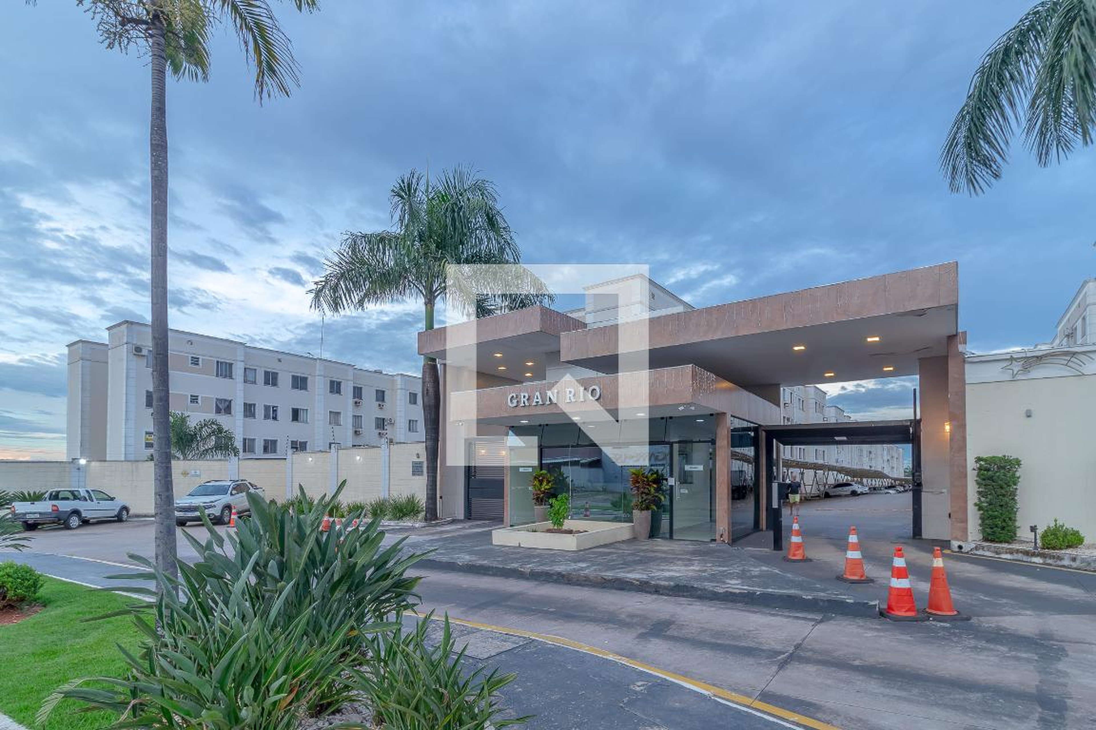 Fachada do Condomínio Condomínio Parque Gran Rio