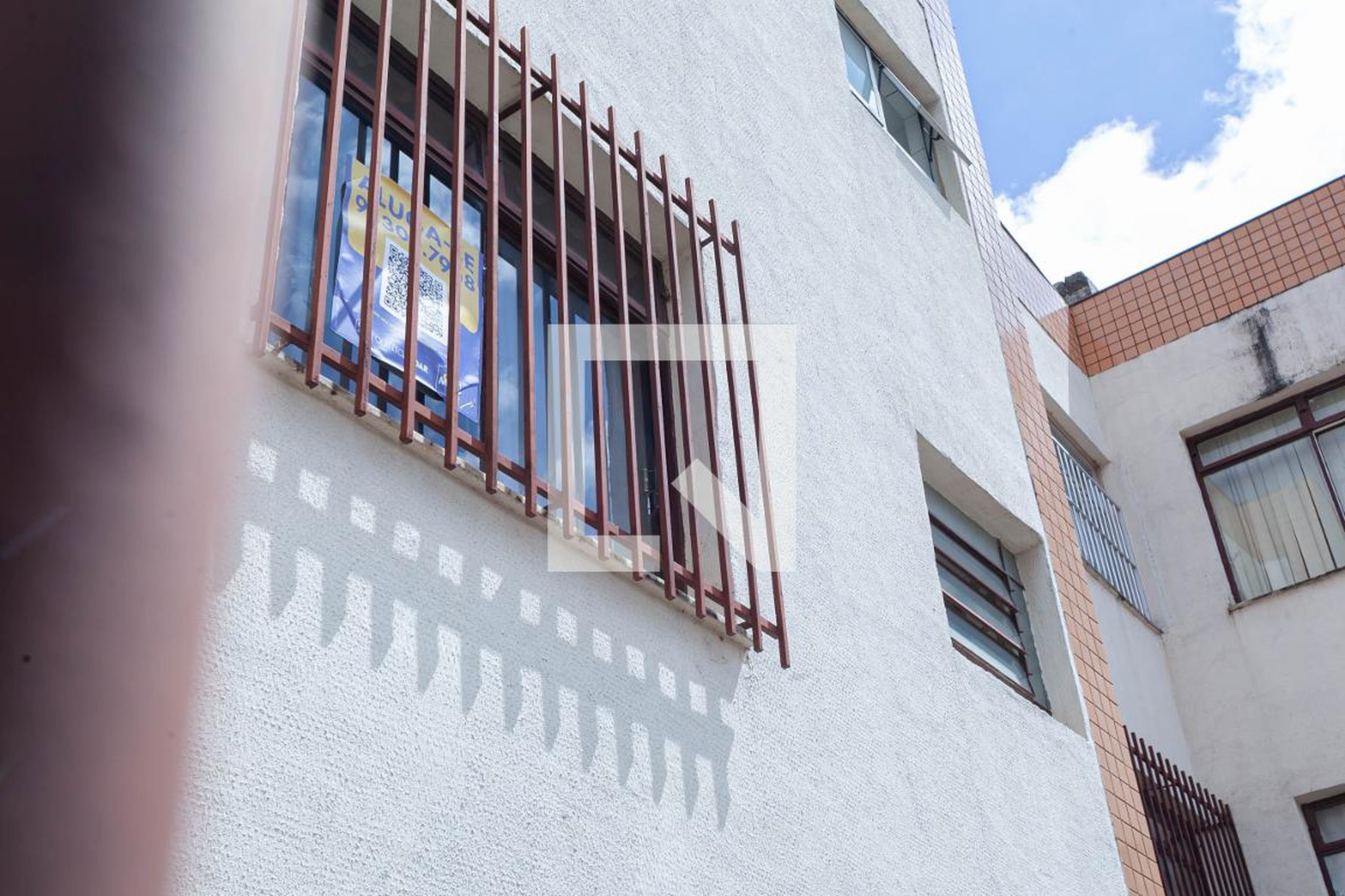 Fachada do prédio Edifício Michele Fernanda