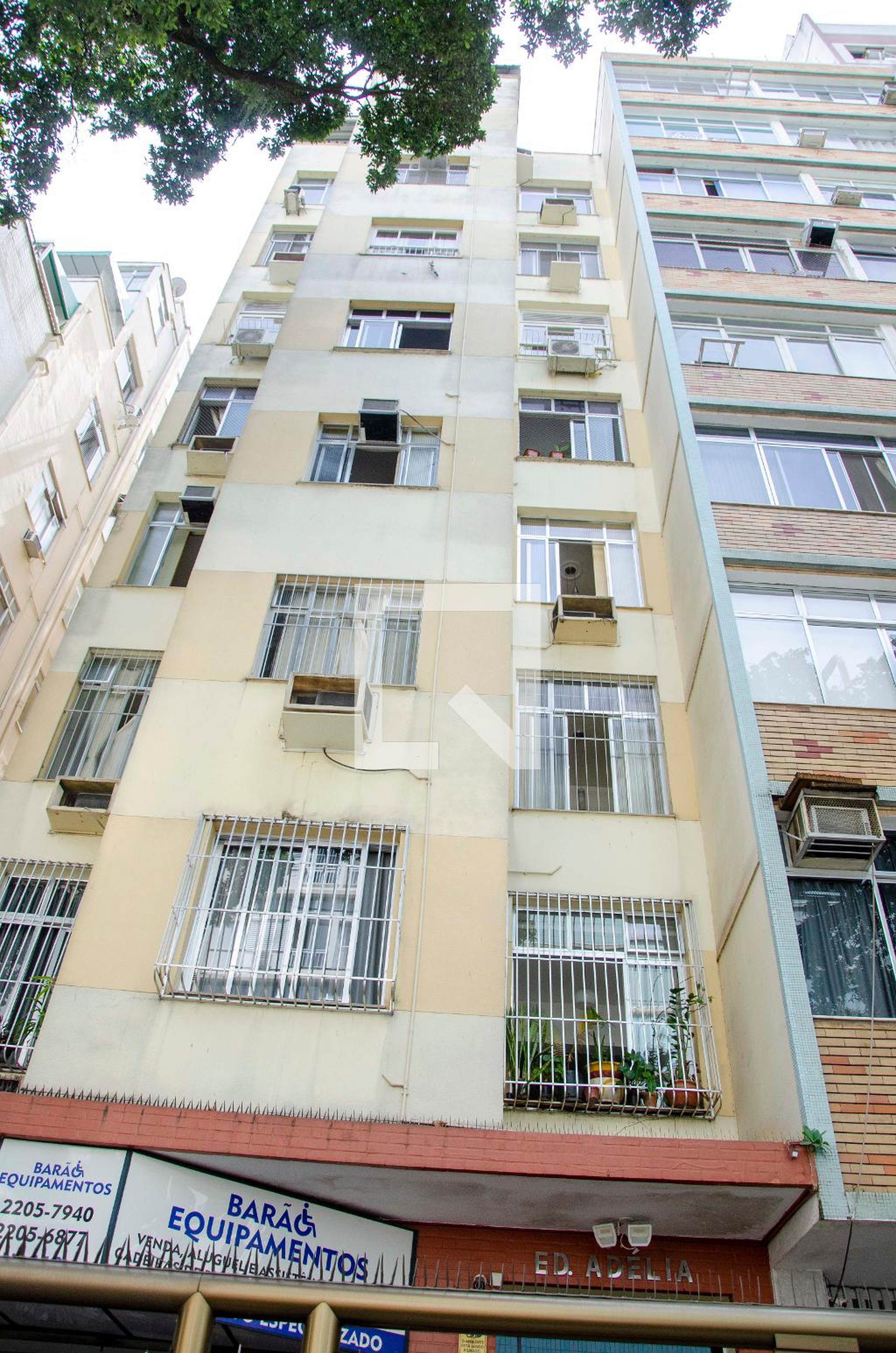 Fachada Condomínio em Rua Dois de Dezembro, 118