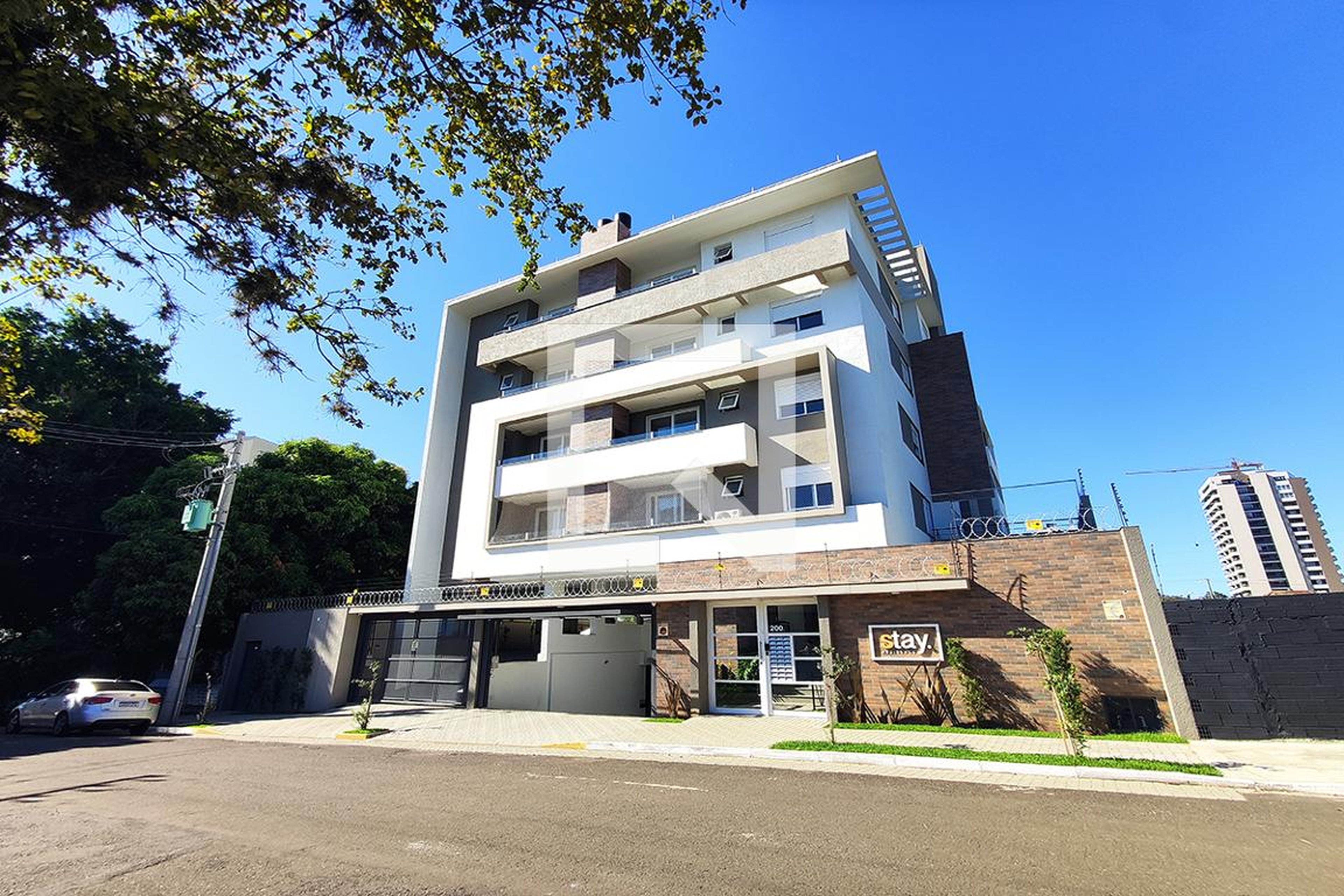 Fachada do Condomínio Condomínio em Rua Carlos Brenner Sobrinho, 88