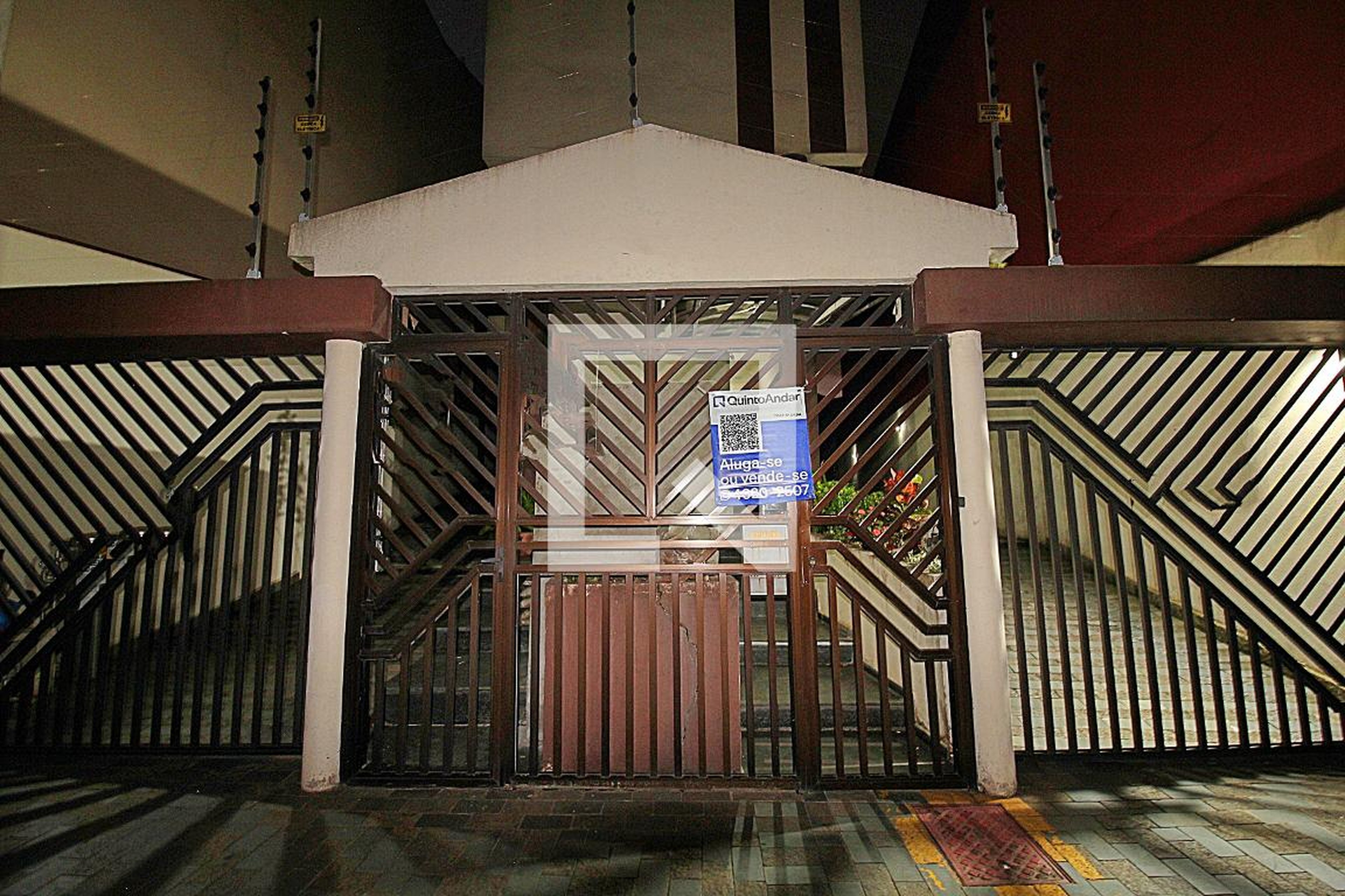 Fachada Condomínio em Avenida Dom José Gaspar, 900