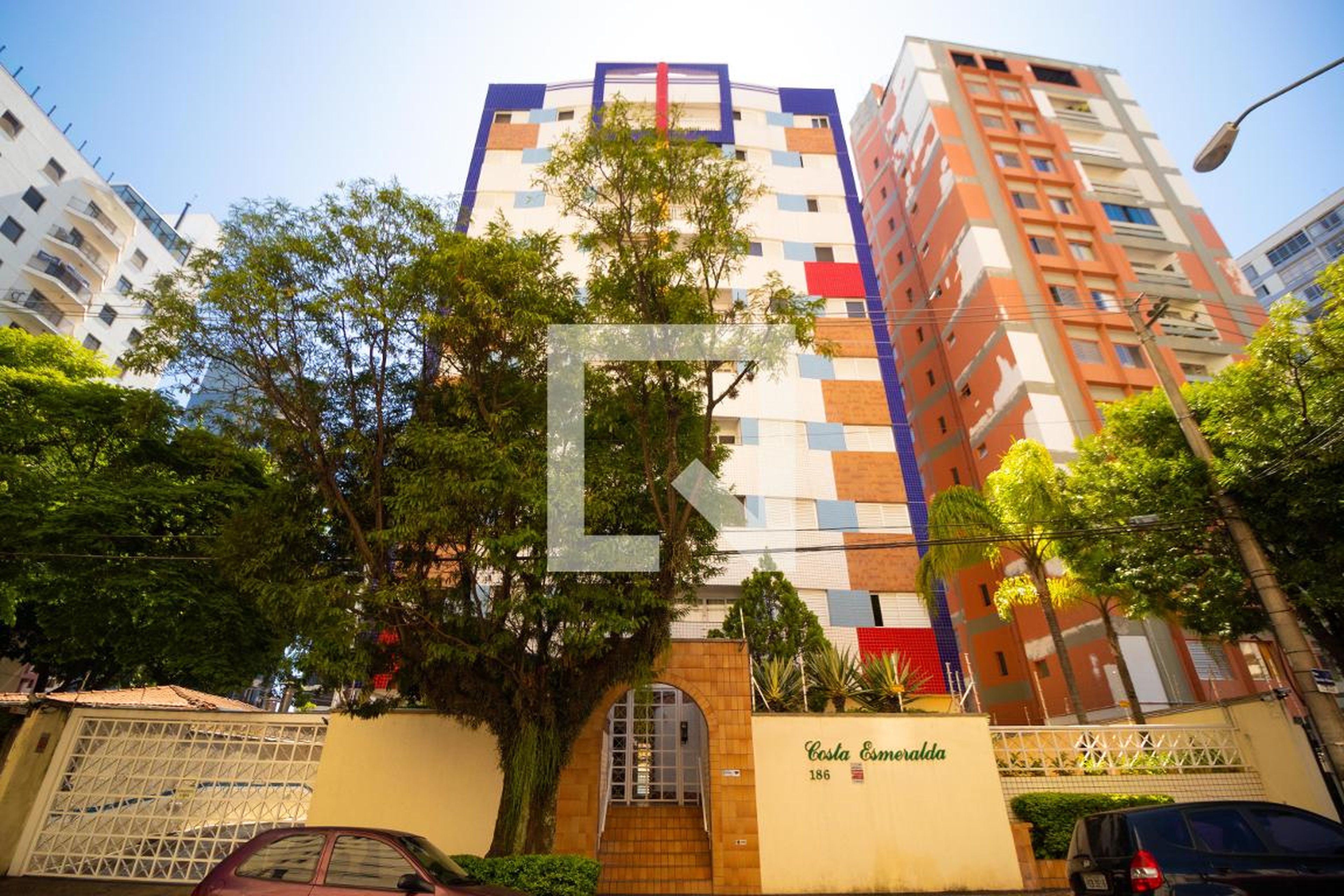 Fachada Condomínio em Rua Barata Ribeiro, 186