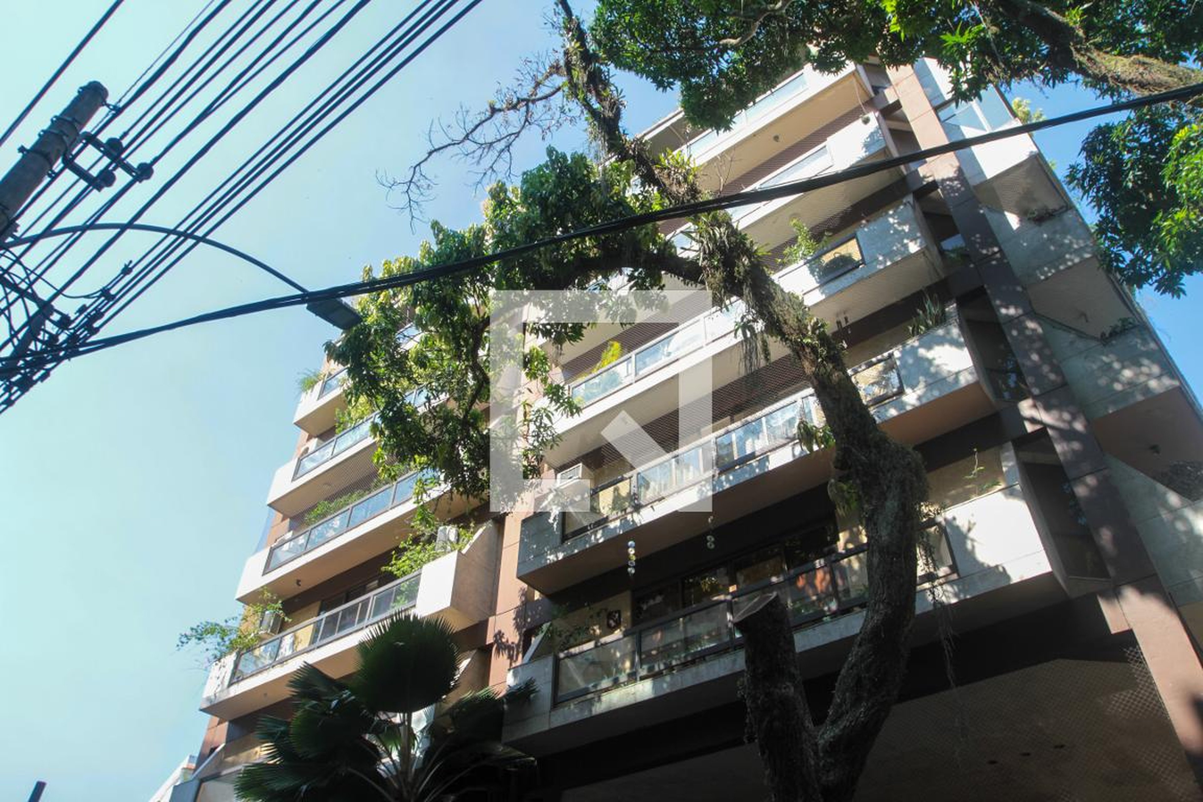 Fachada do Prédio Condomínio em Rua Sambaíba, 63