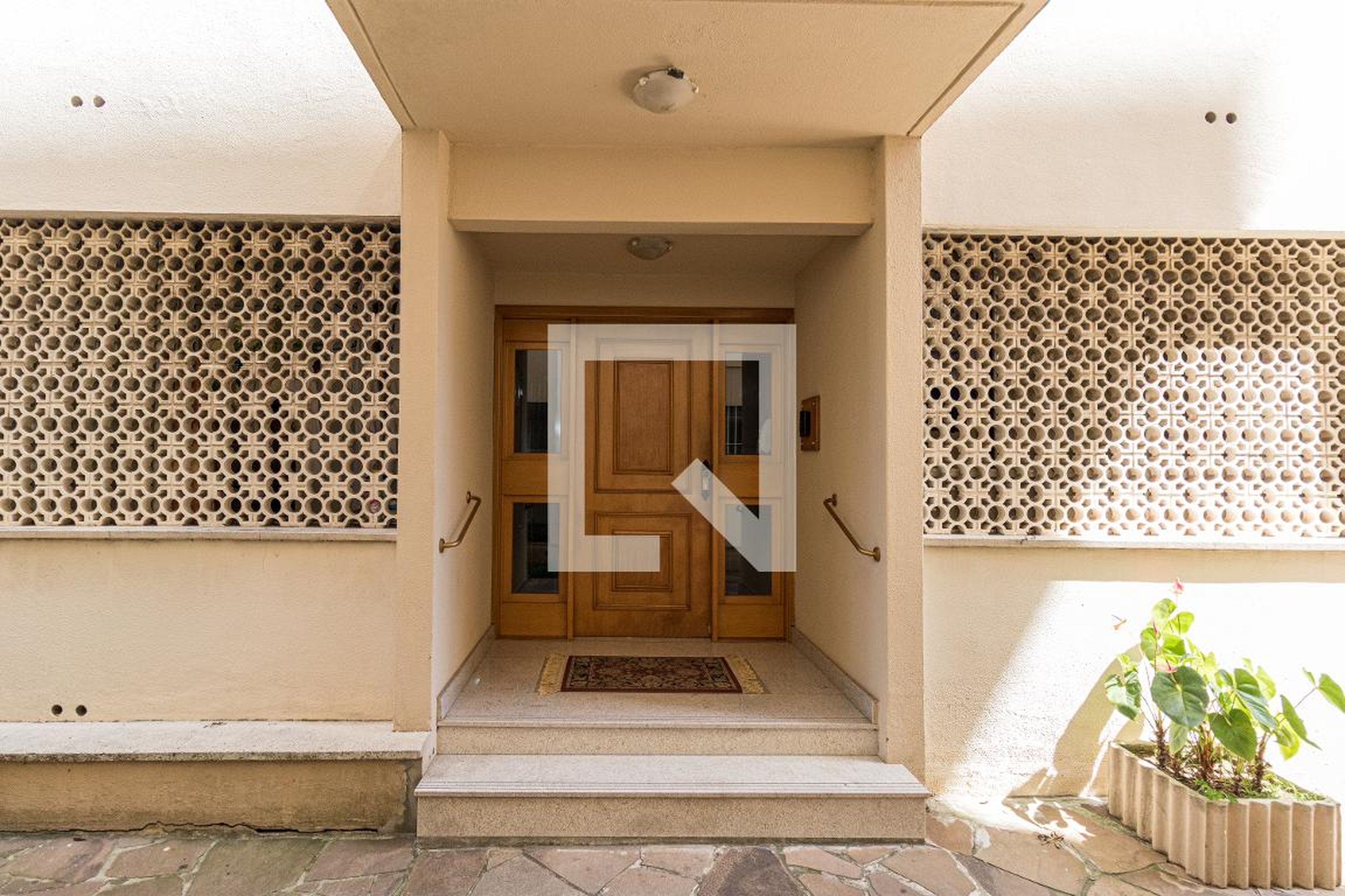 Entrada - Edifício Silverstone