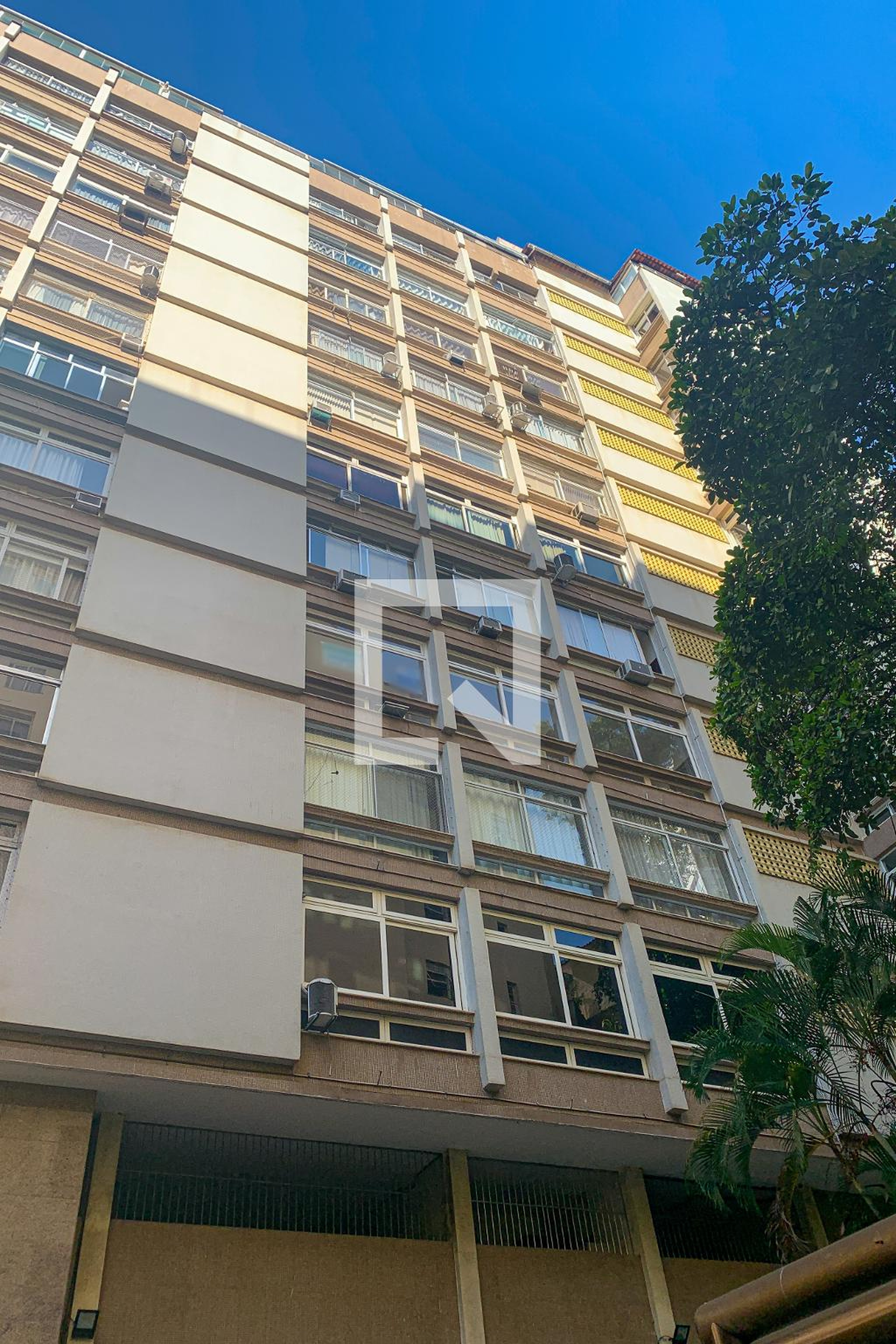 Fachada Condomínio em Rua República do Peru, 461