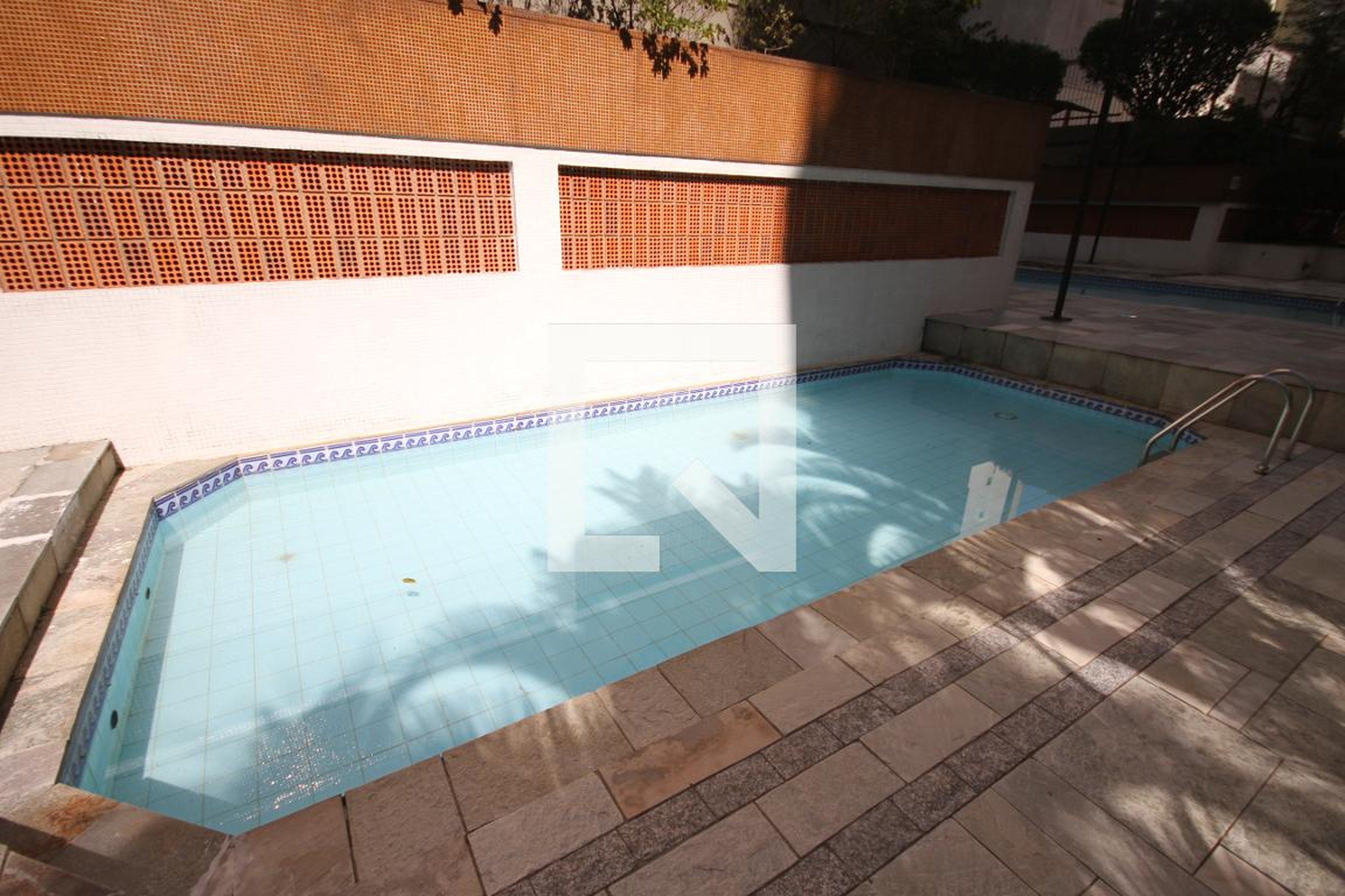 Piscina - Diamond Tower