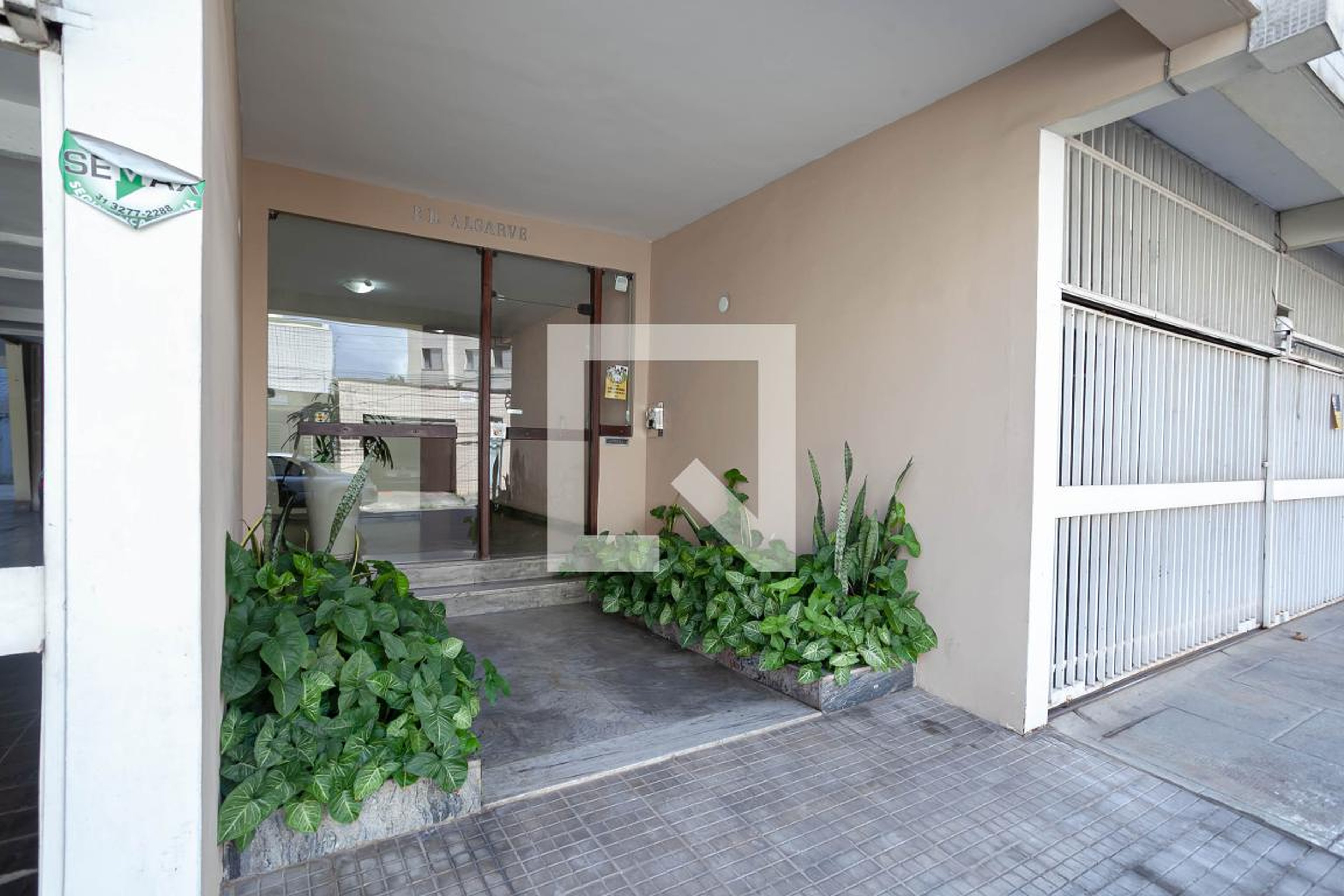 Entrada - Edifício Algarve