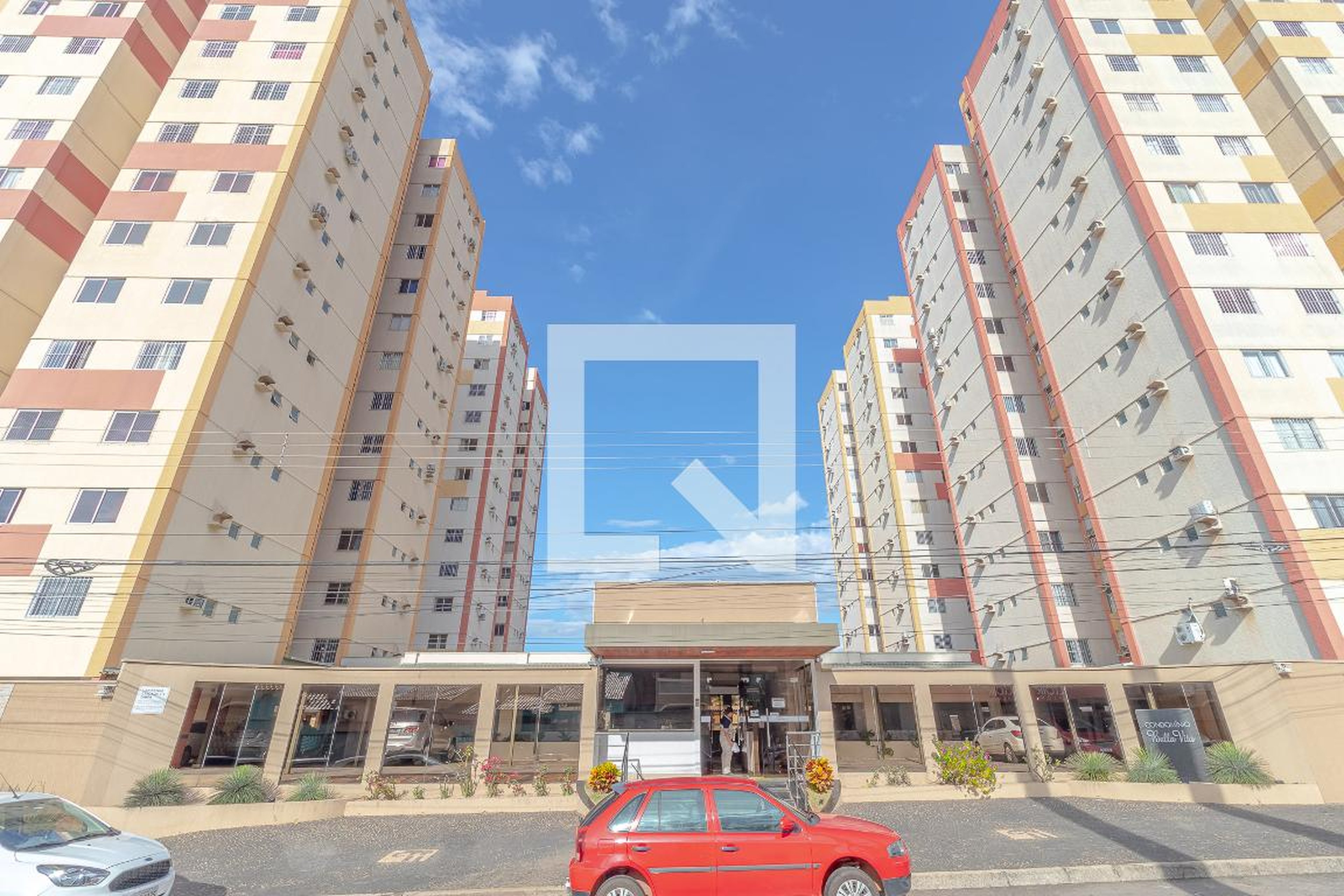 Fachada do Condomínio Condomínio em Avenida Uberaba, 19