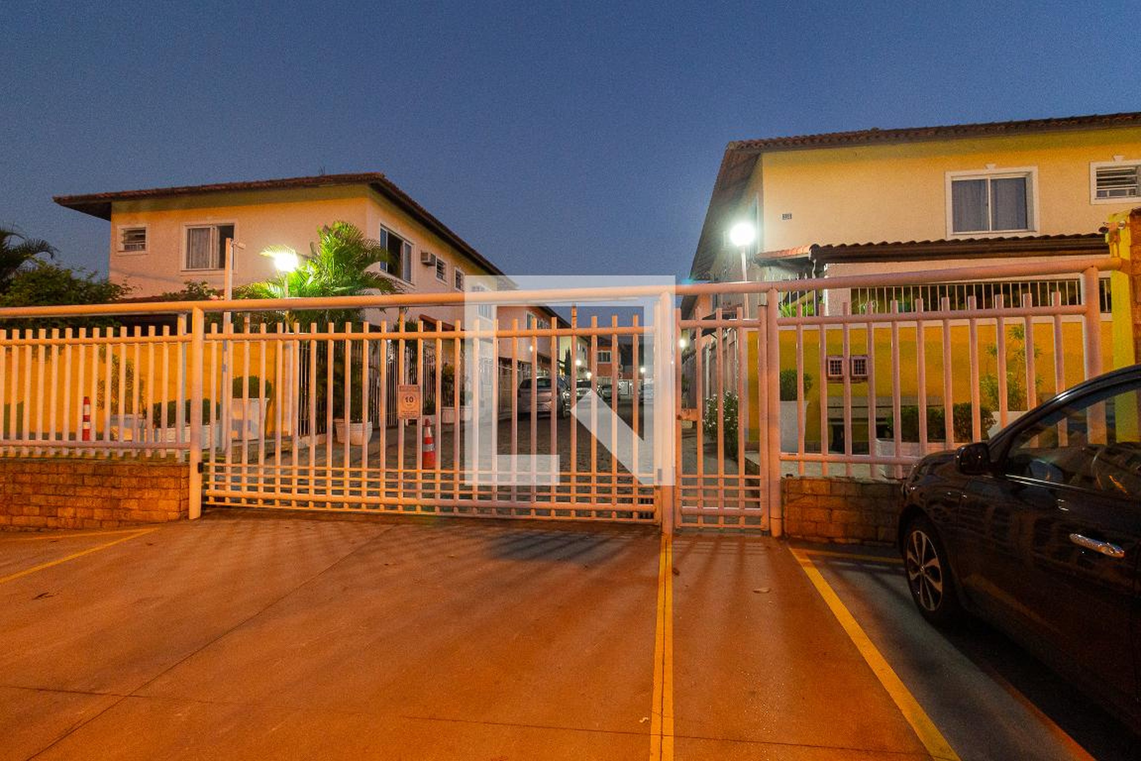 Fachada do Condomínio Condomínio em Caminho Foz do Jordão, 229