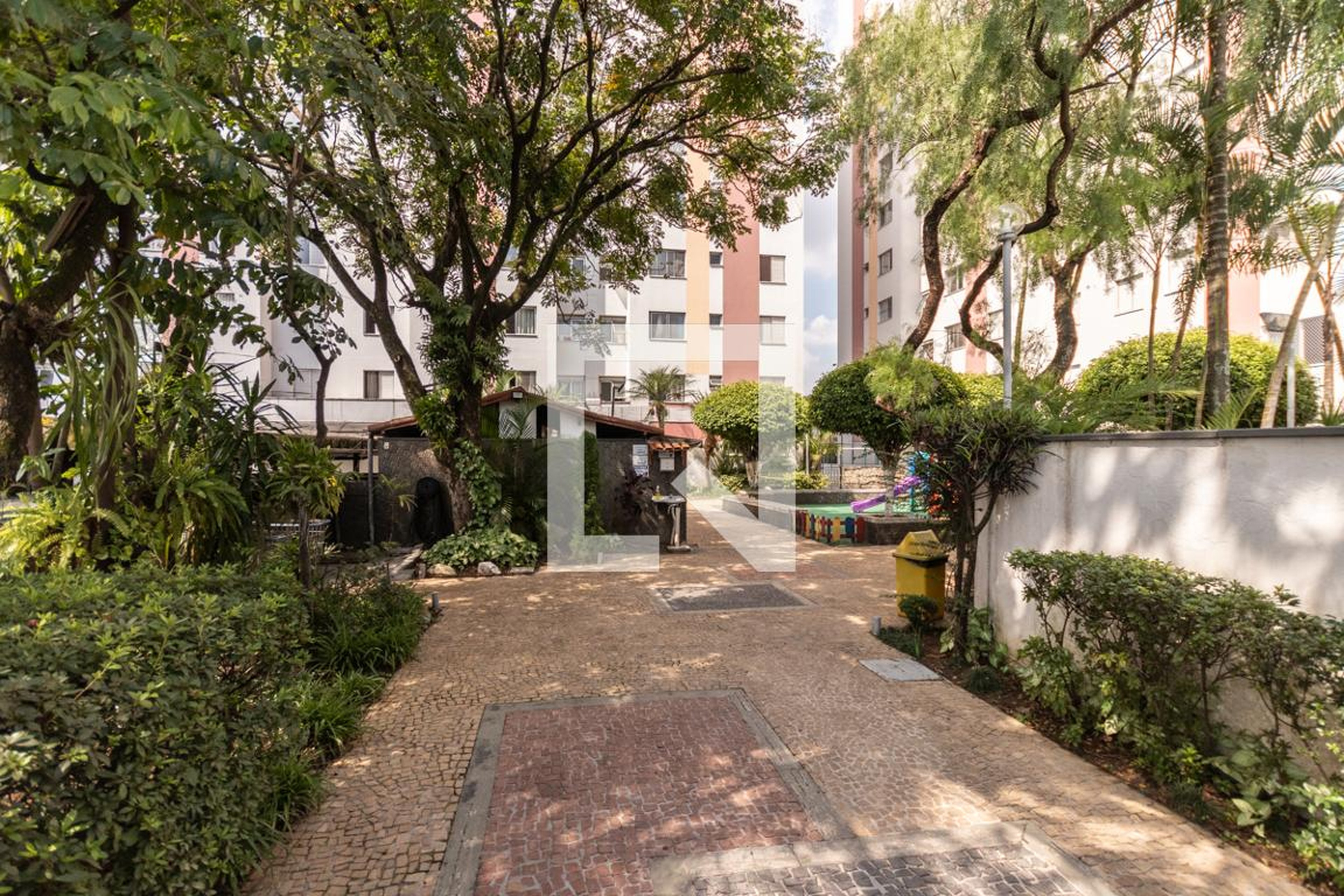 Área comum Condomínio em Rua Professor Alves Pedroso, 46