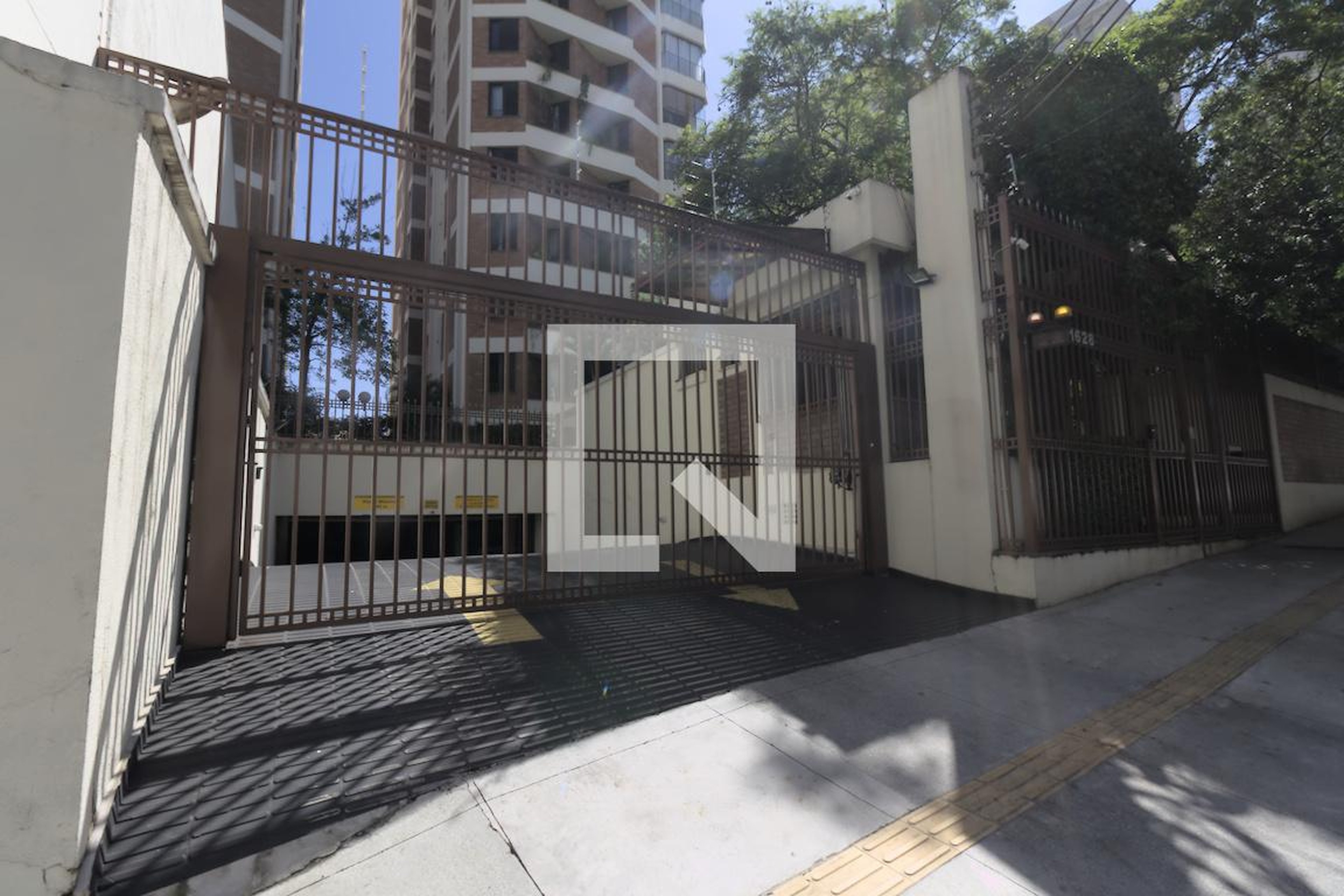 Fachada do Condomínio Condomínio Capri e sorriento