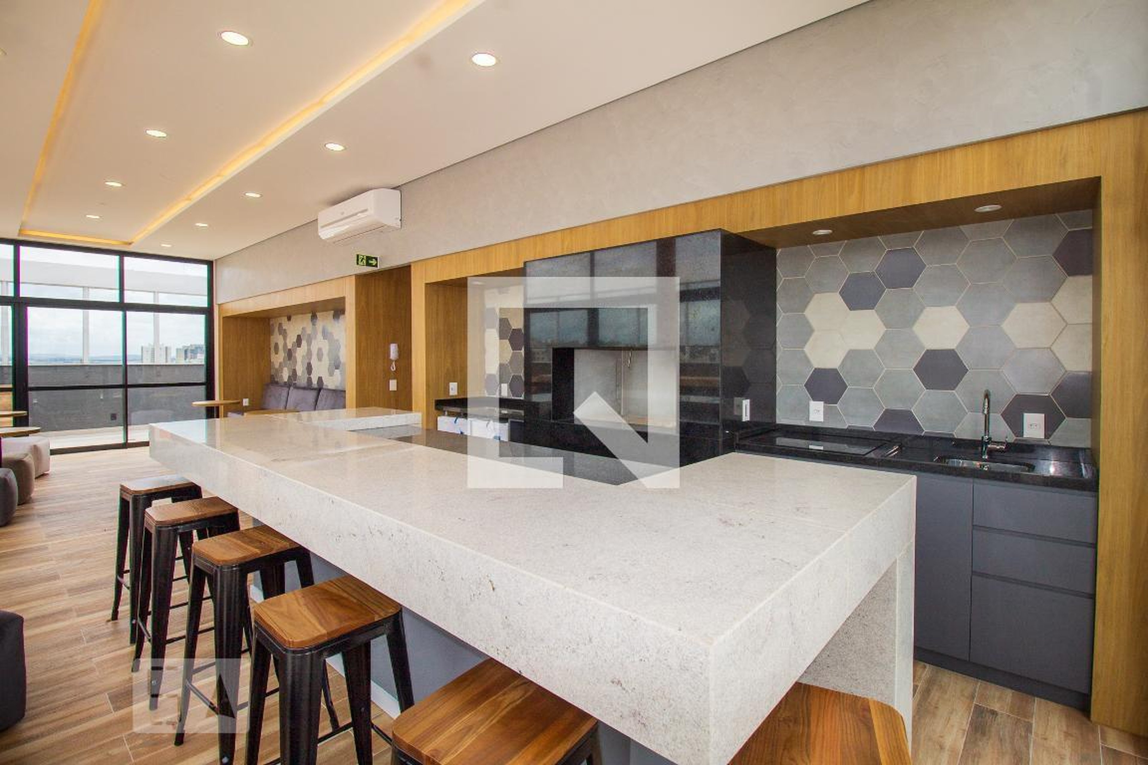 Salao de Festa - Freitas 300