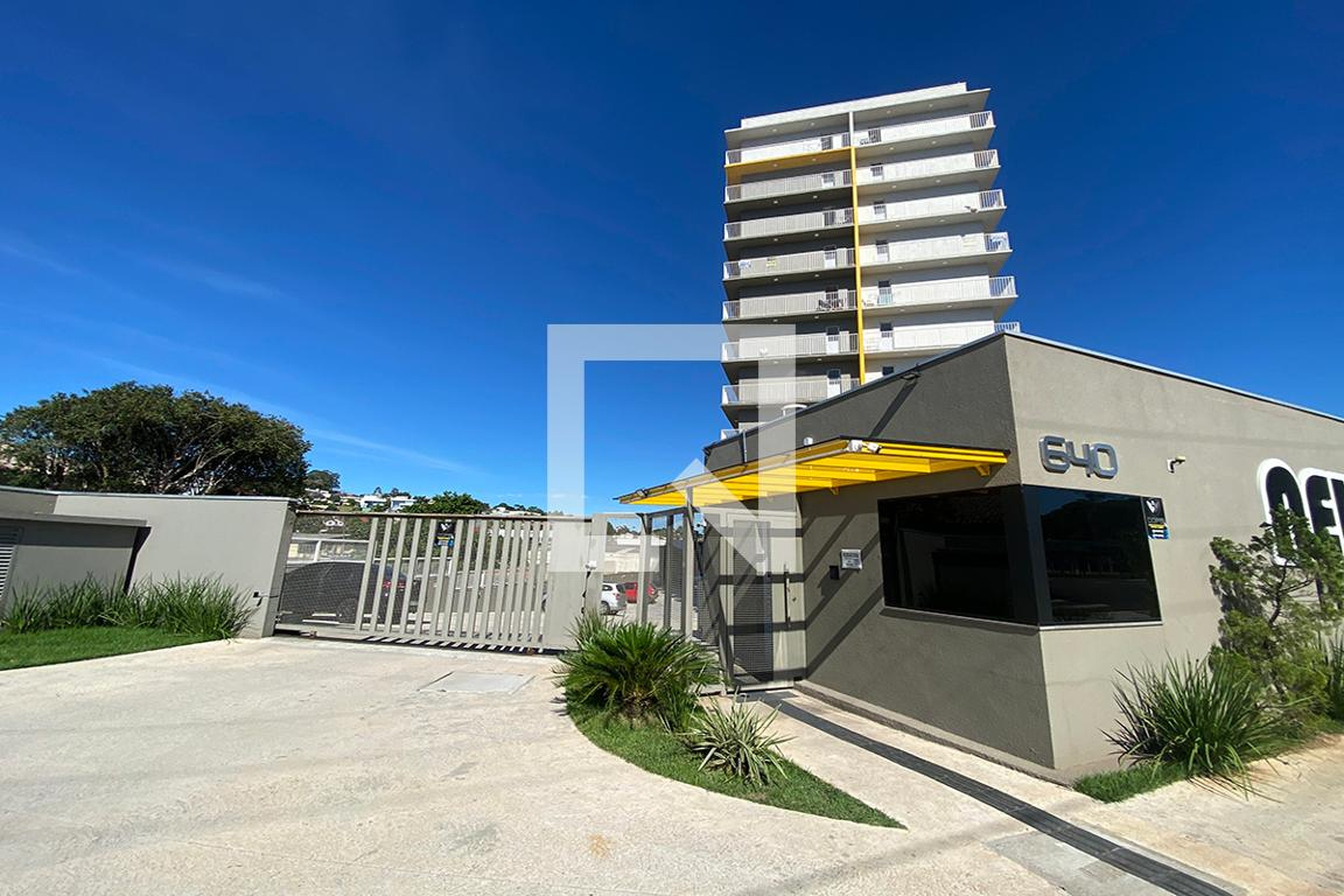 Fachada do Condomínio Condomínio New Place