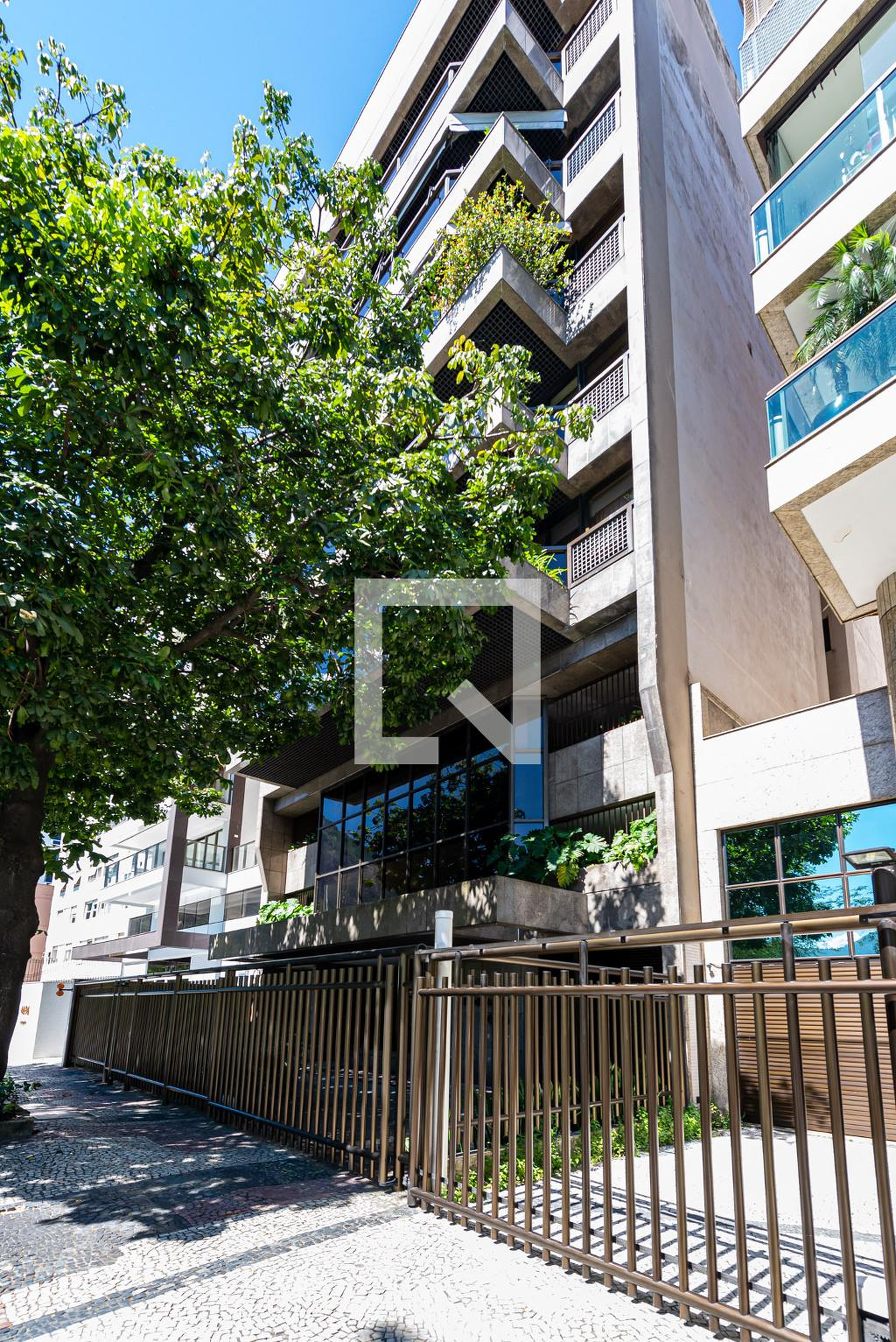 Fachada Edifício Eduardo Pederneiras