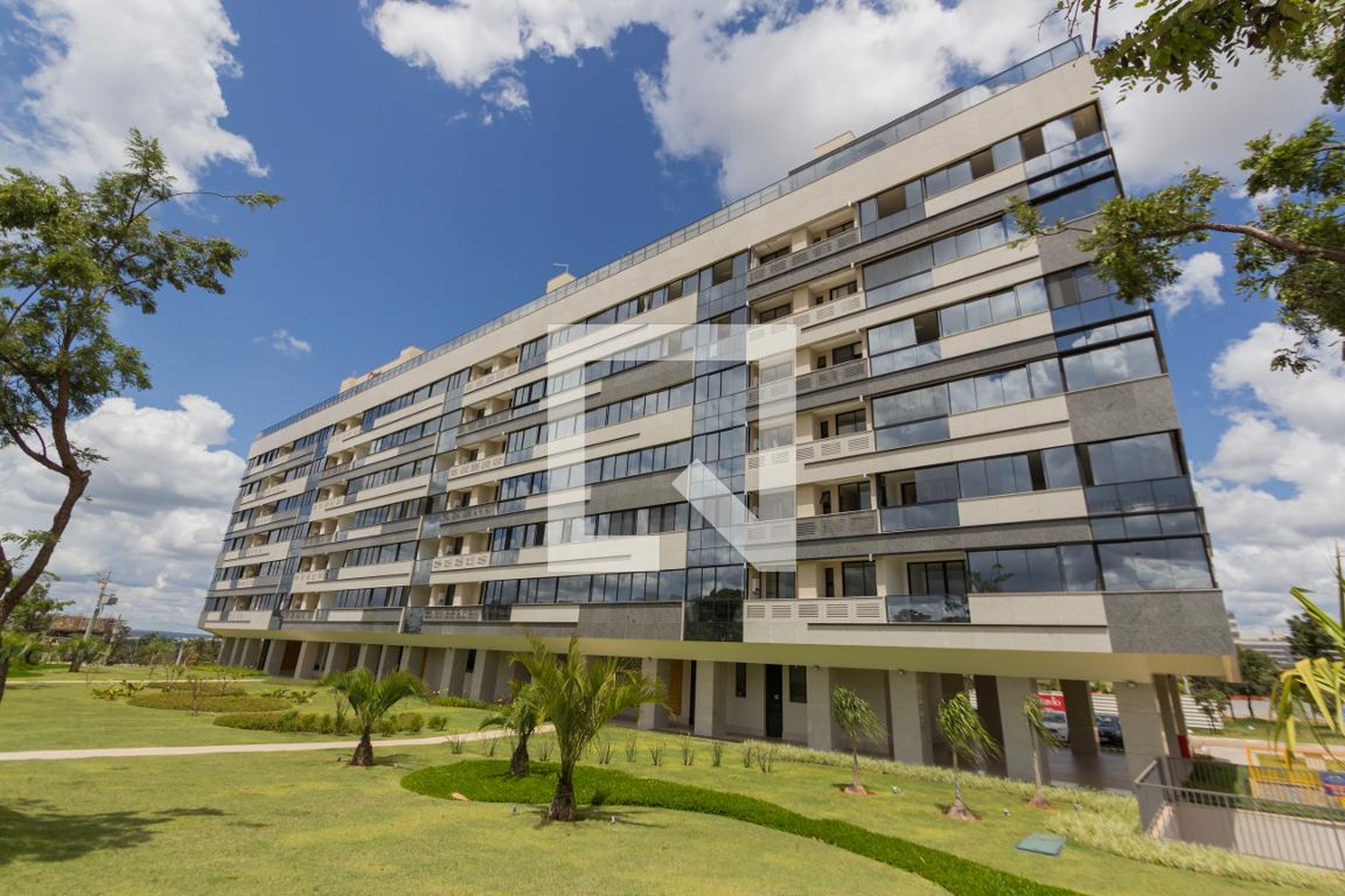 Fachada Condomínio em SQNW 305 Bloco A, 106