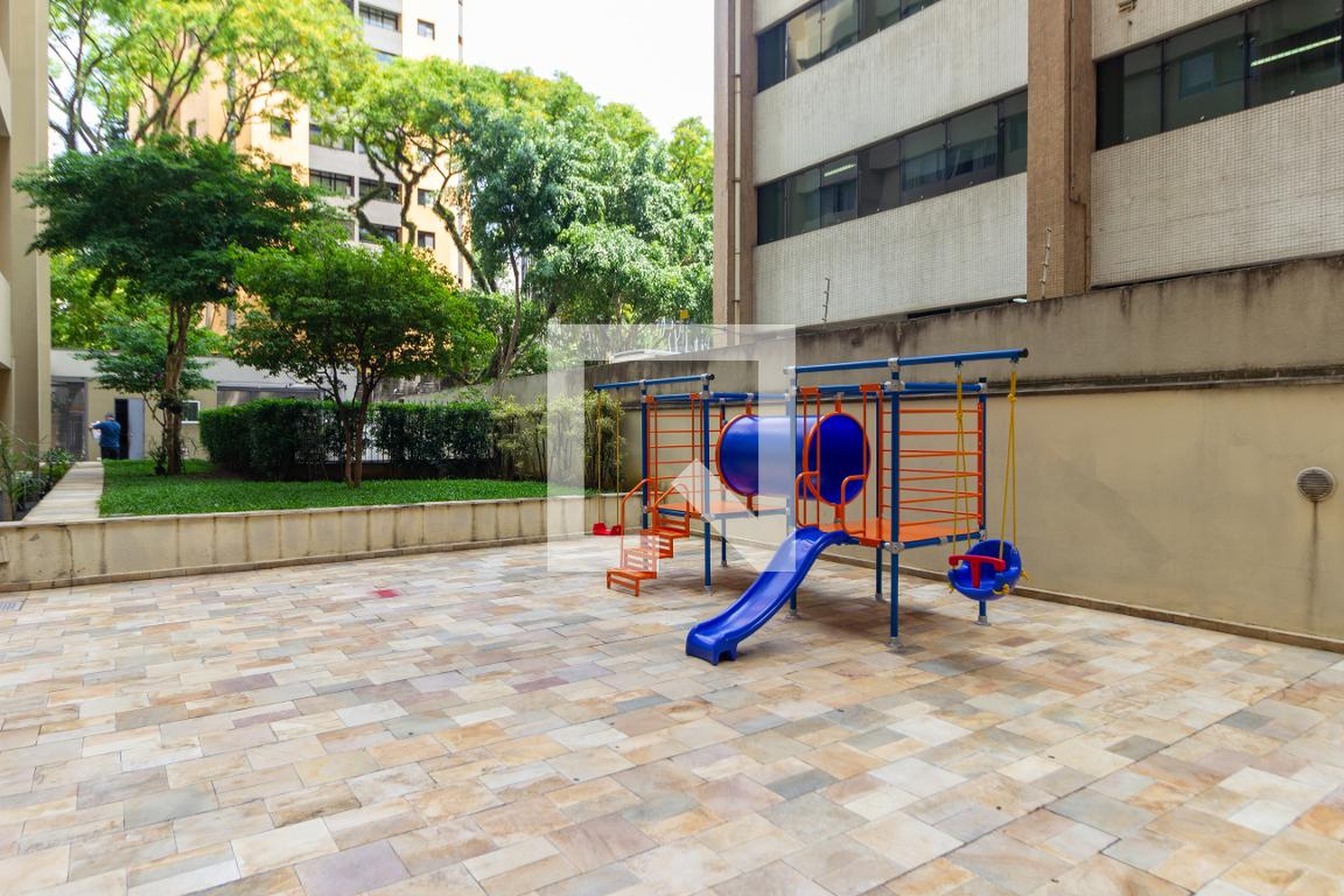 Playground - Edifício Líria