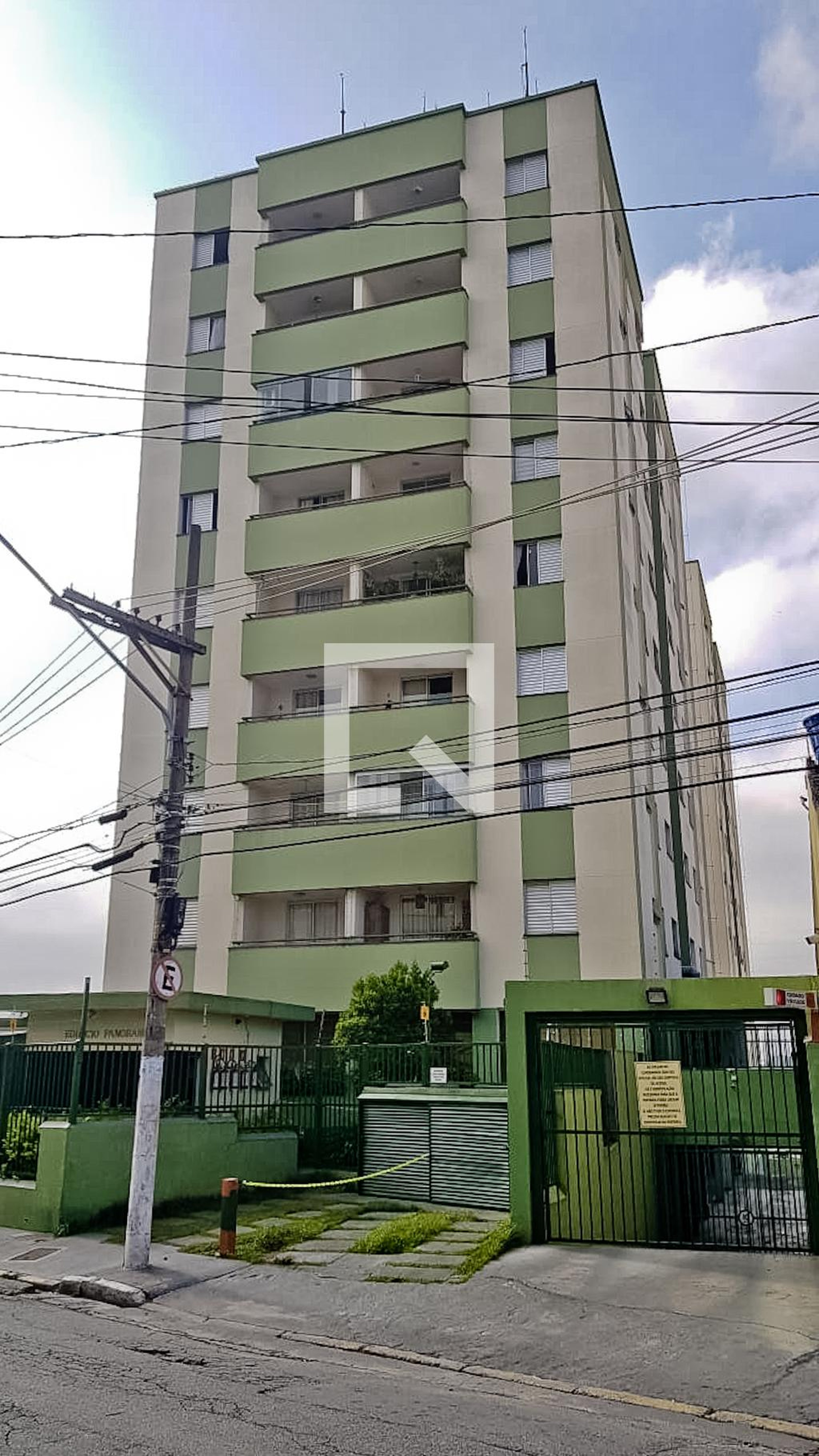 Fachada Condomínio em Rua Epaminondas Melo do Amaral, 71