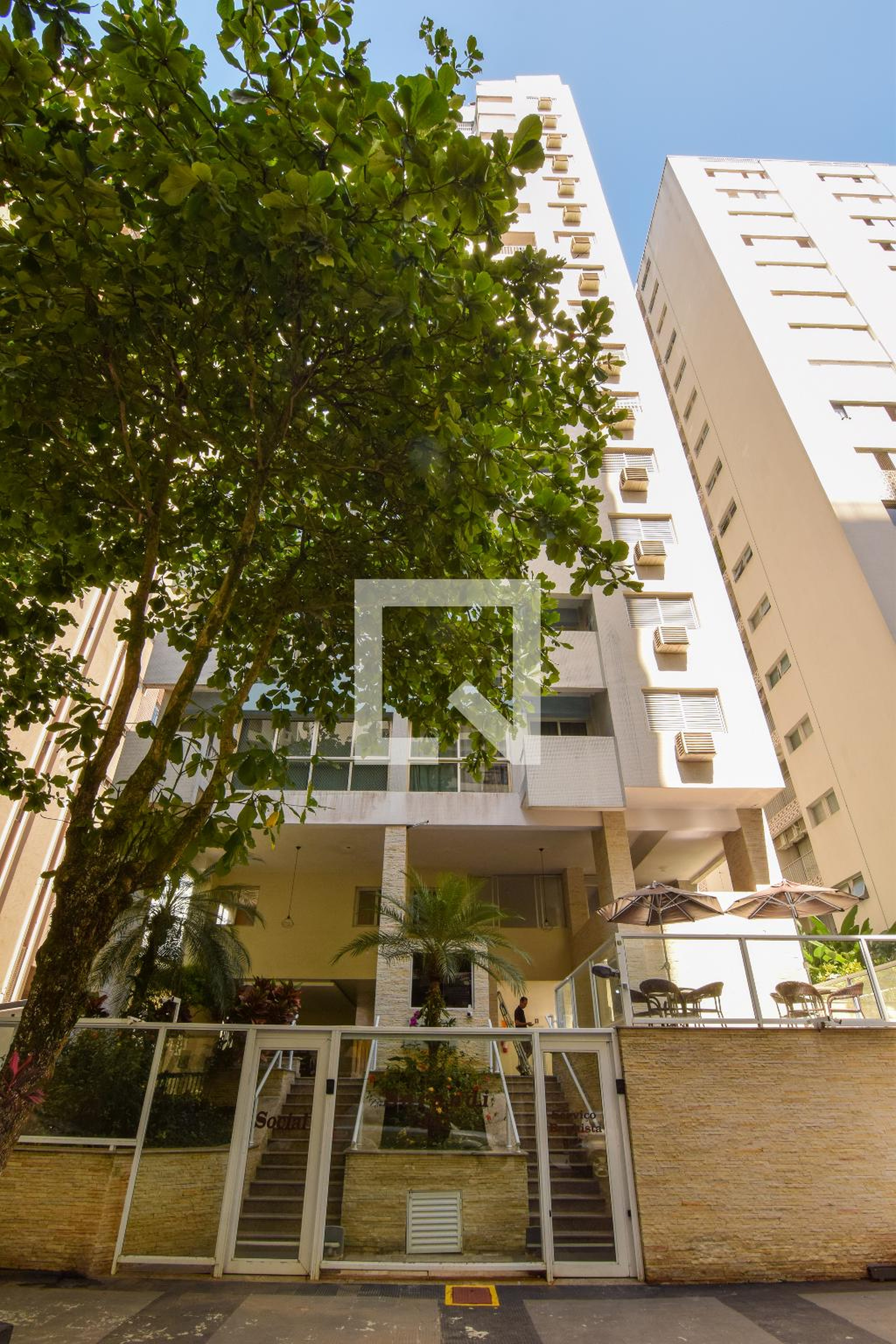 Fachada Condomínio Sarandi