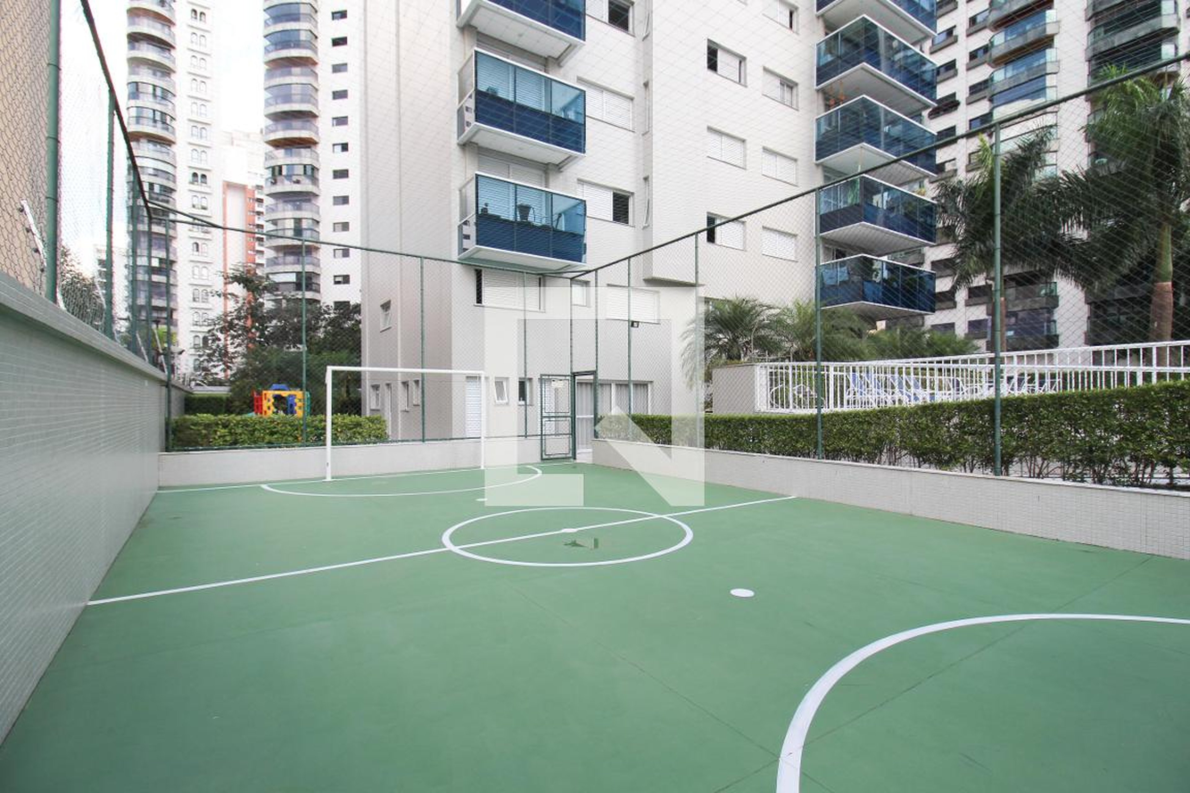 Quadra Esportiva - Maison Monet