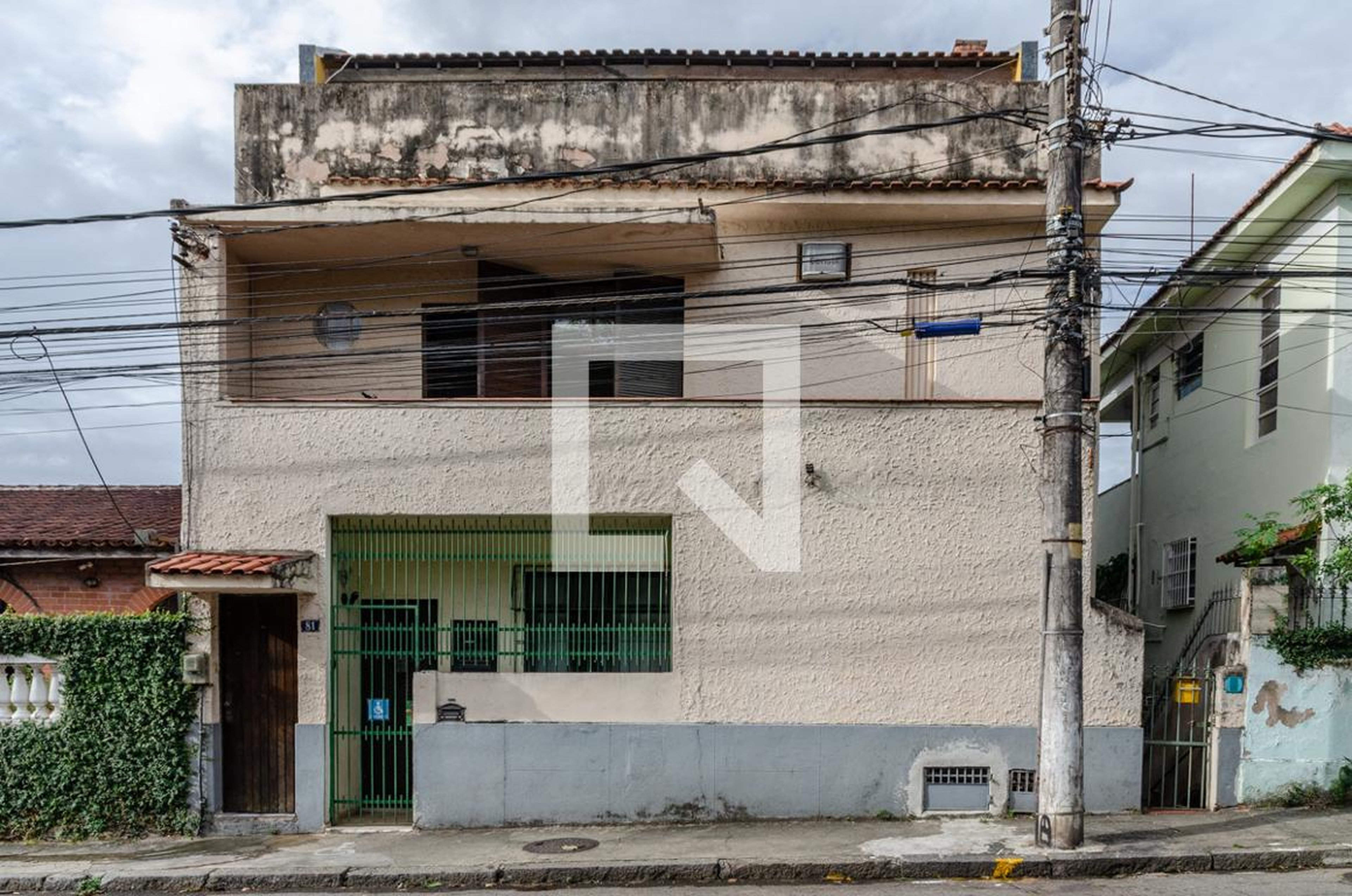 Fachada Condomínio em Rua Progresso, 81