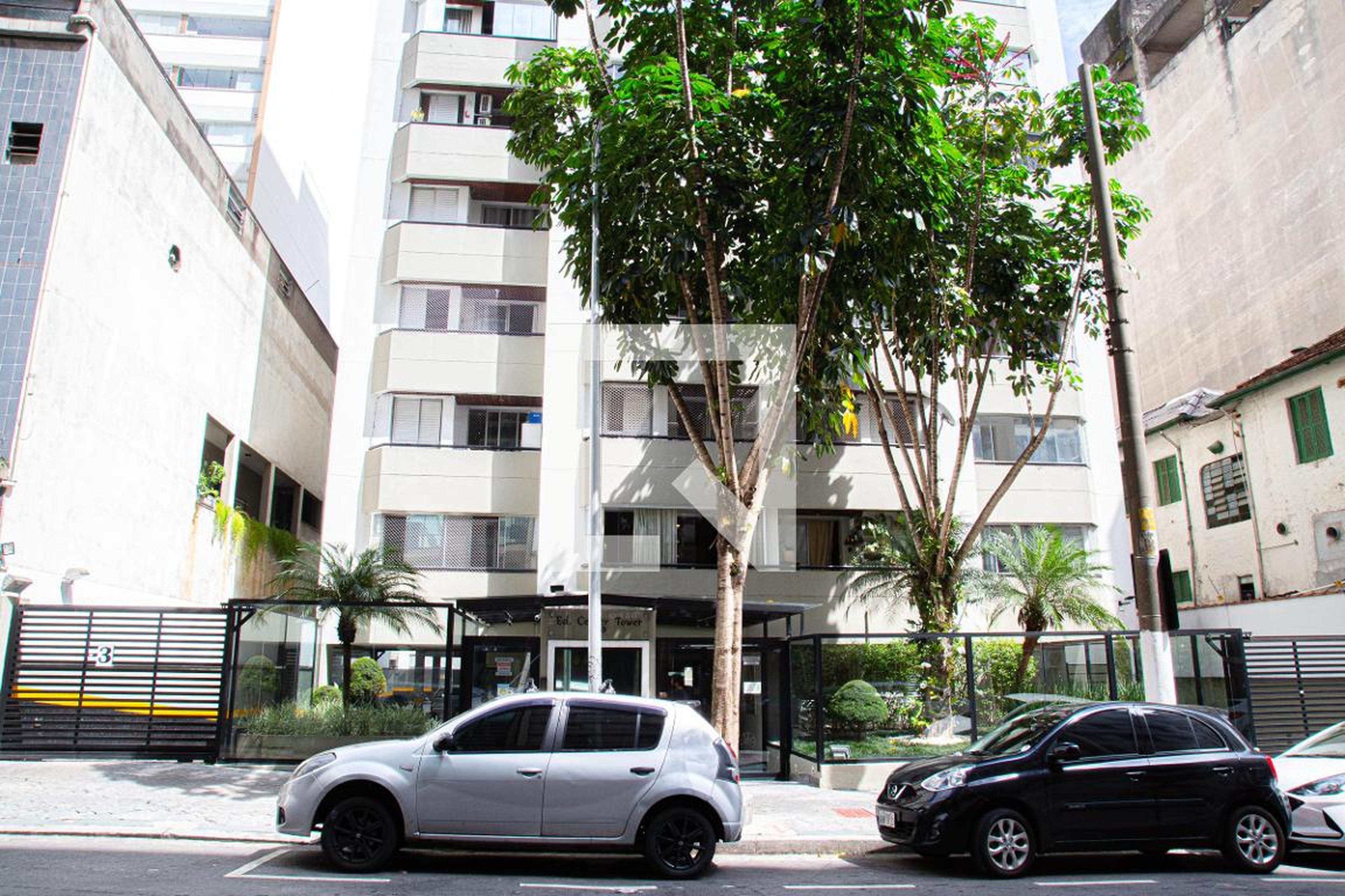 Fachada do Condomínio Condomínio Center Tower