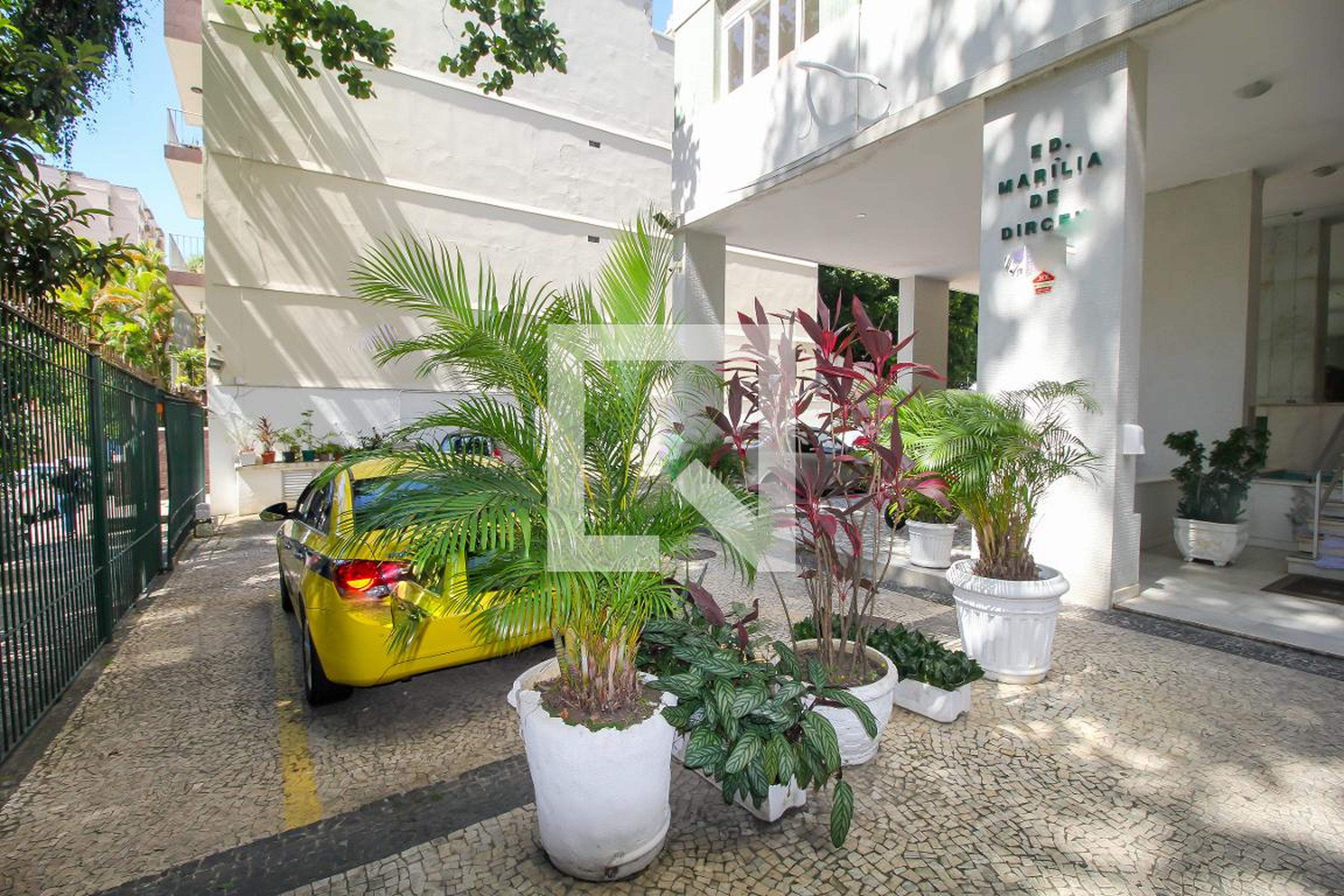 Área Externa - Marília de Dirceu