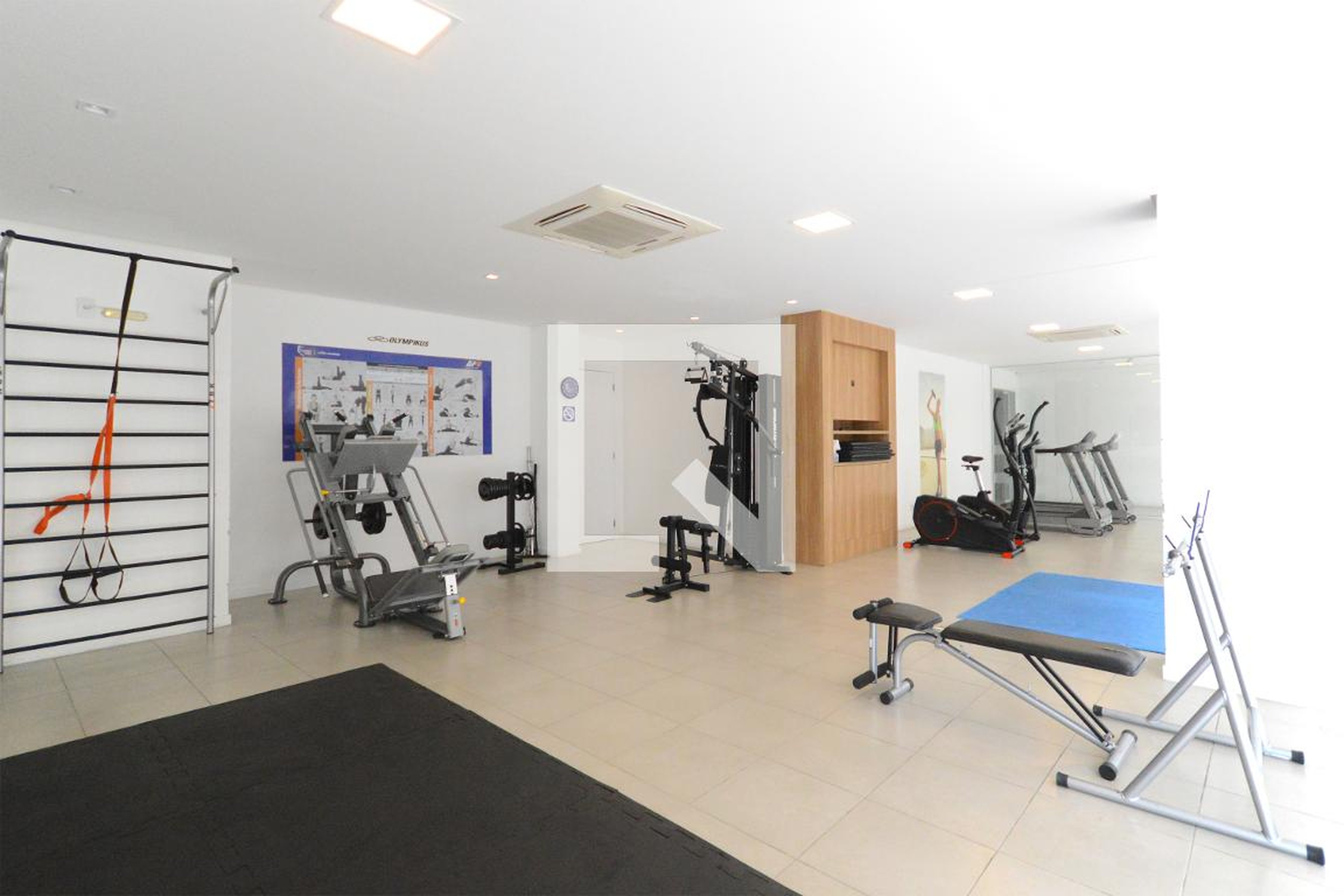 Academia - Maximus Residence Club